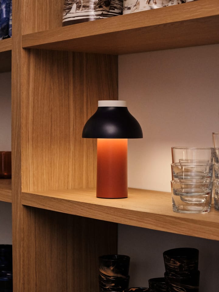 Lampa stołowa PC Portable, Dusty red HAY