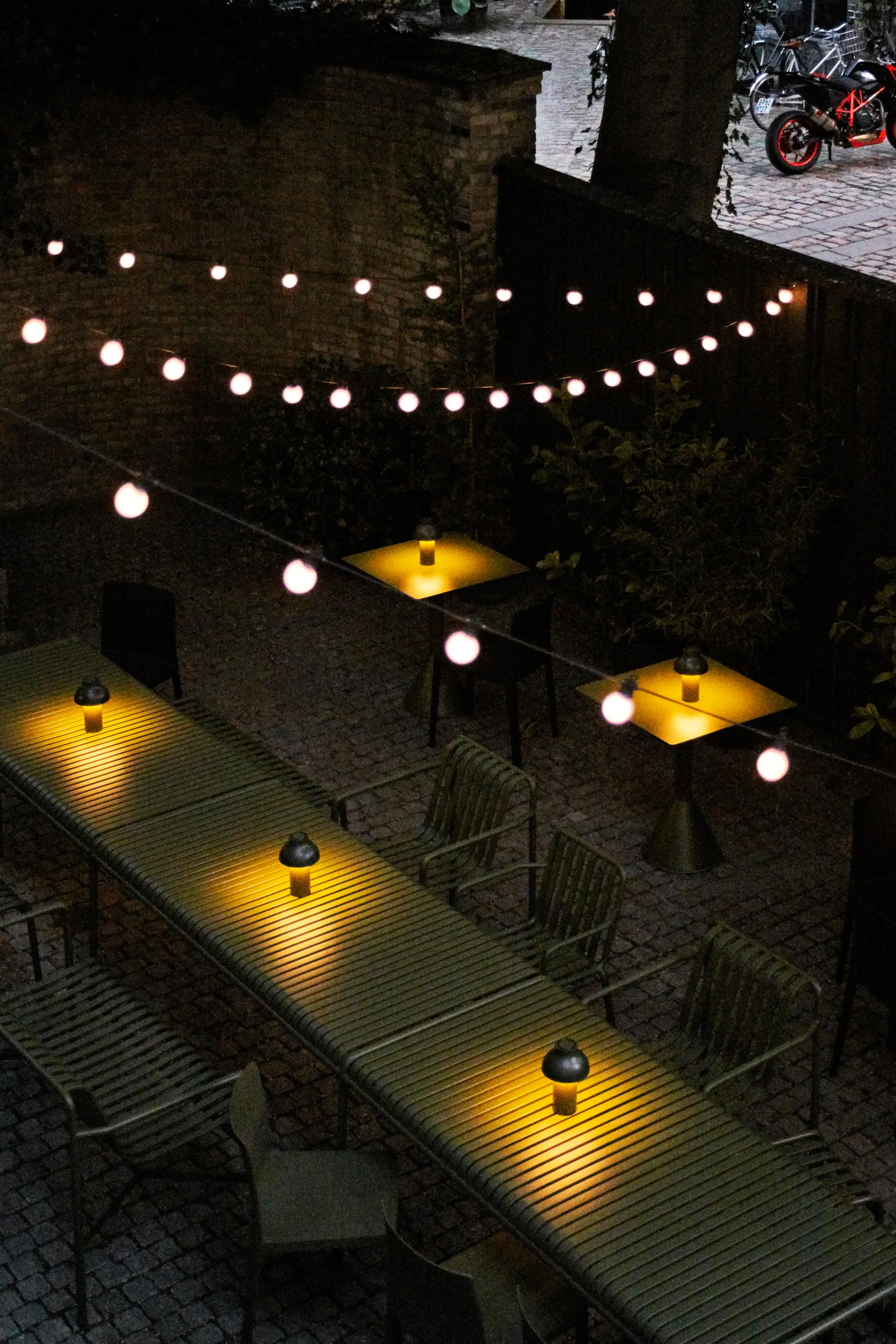 Lampa stołowa PC Portable, Soft black HAY