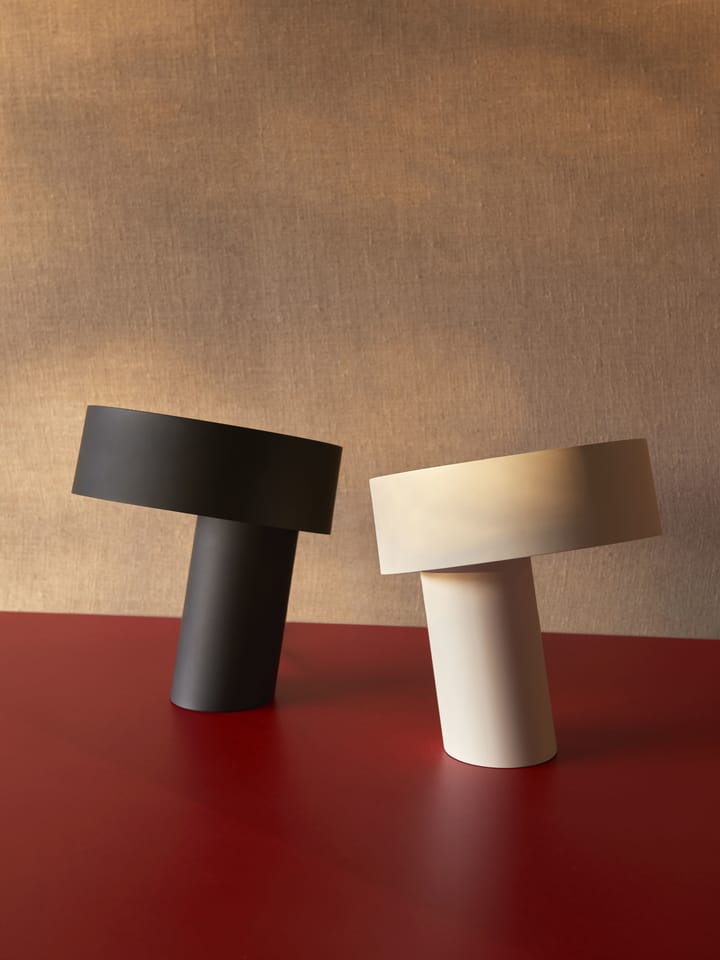 Lampa stołowa Slant, Soft Black HAY
