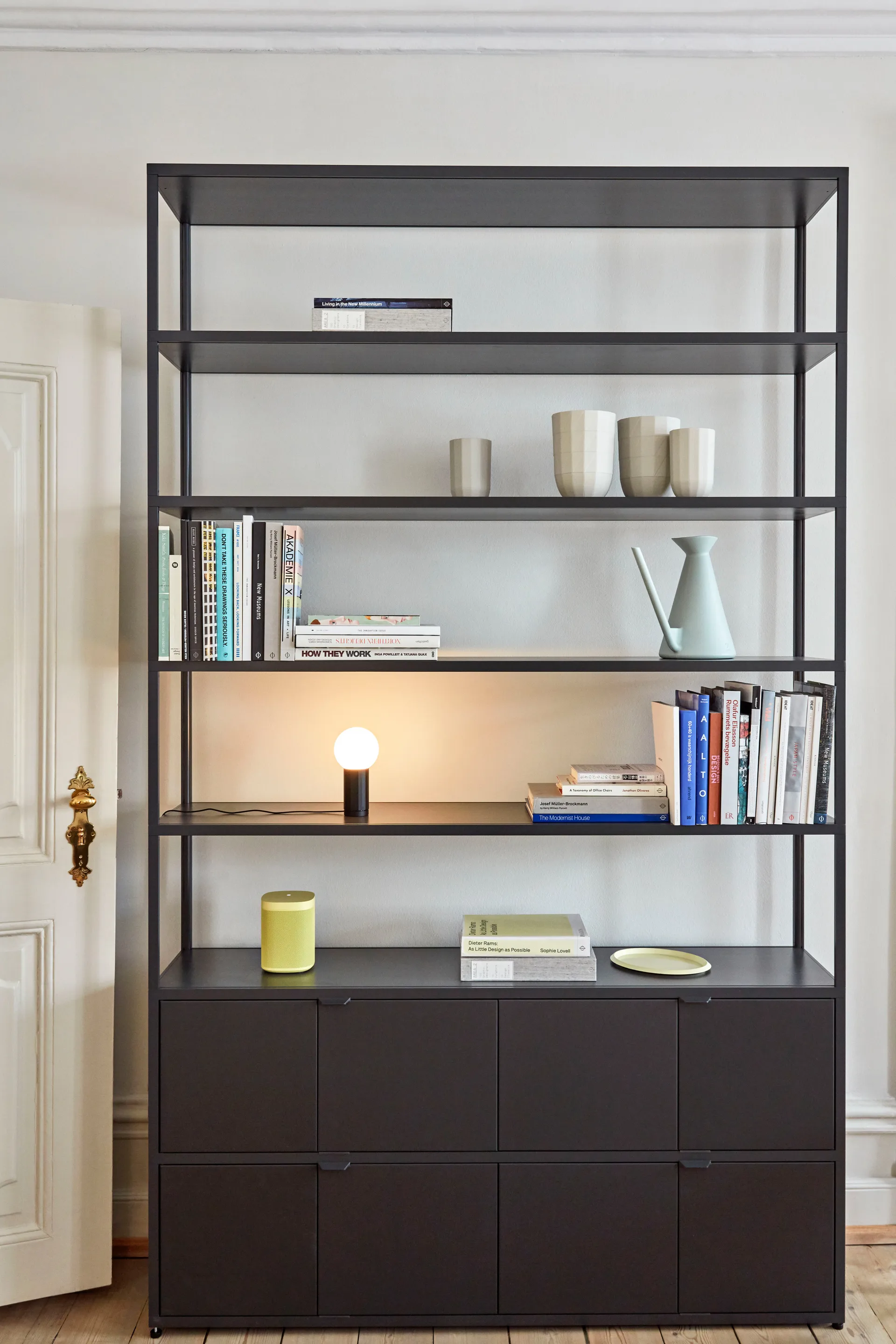 Lampa stołowa Turn On, Czarny HAY