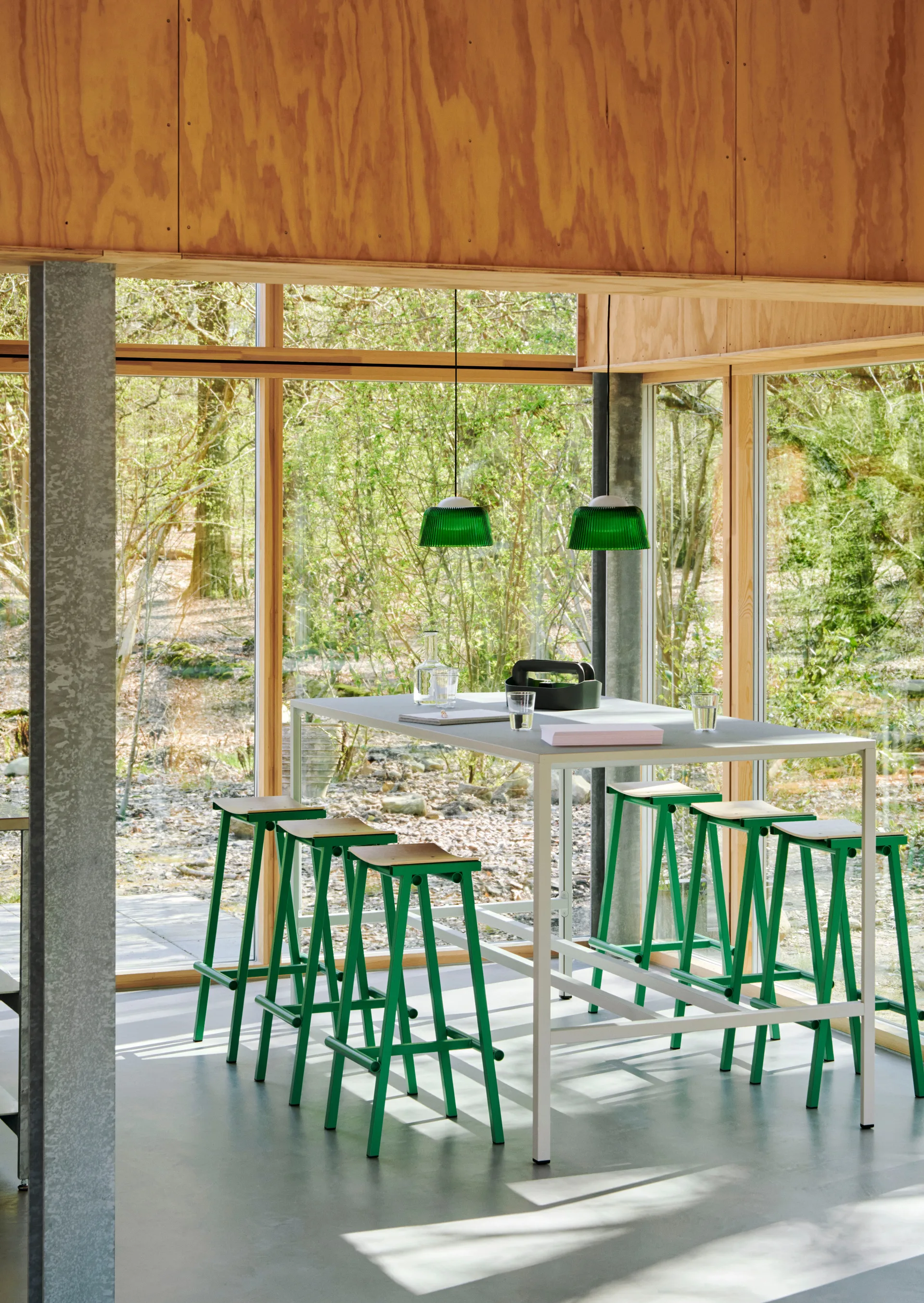 Lampa wisząca Brim Bottle Ø24,5 cm, Green glass HAY