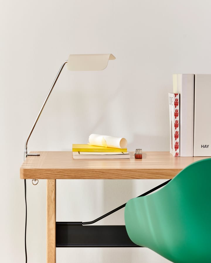 Lampka biurkowa Apex Clip, Oyster white HAY