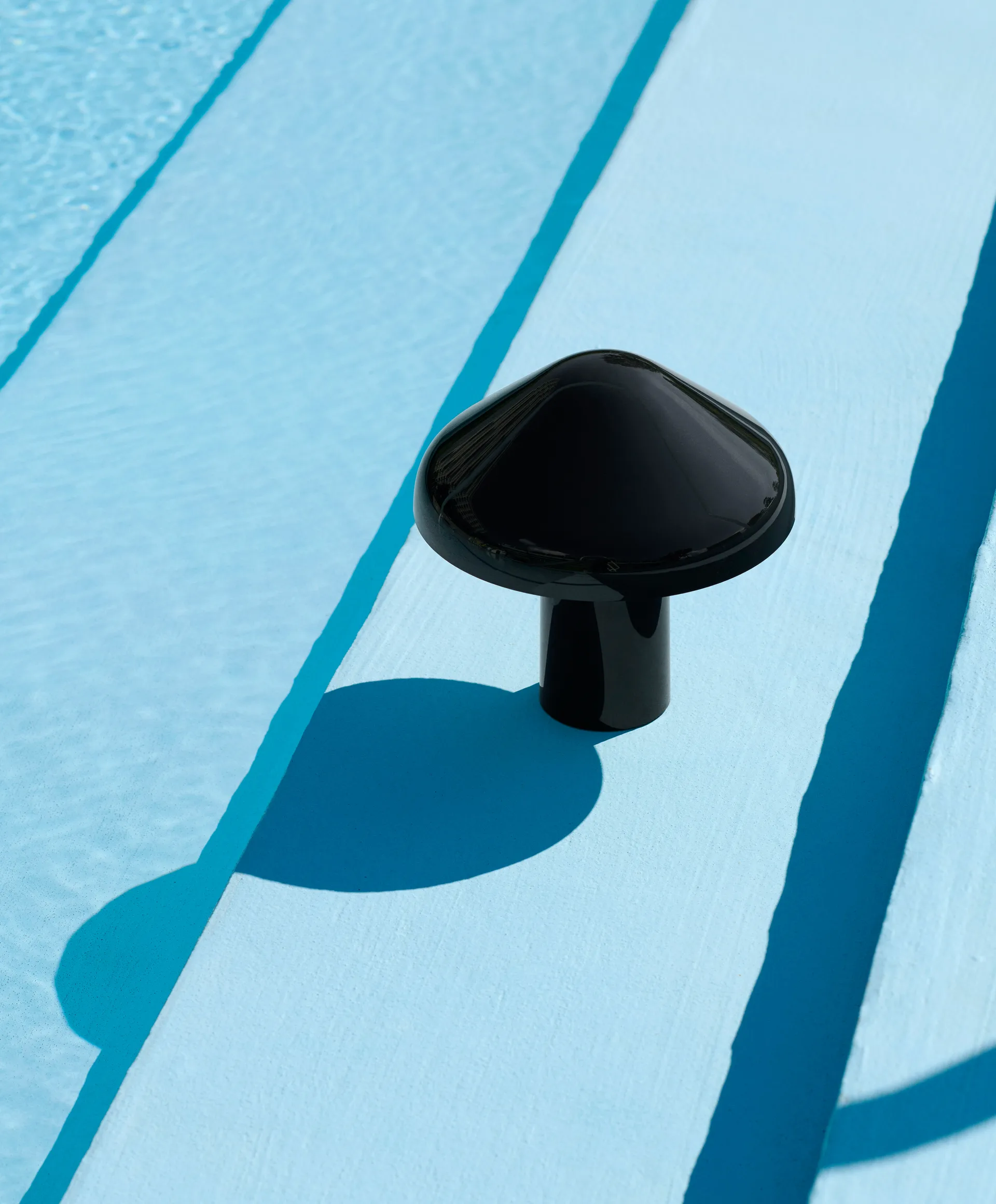 Pao Przenośna lampa stołowa, Soft black HAY