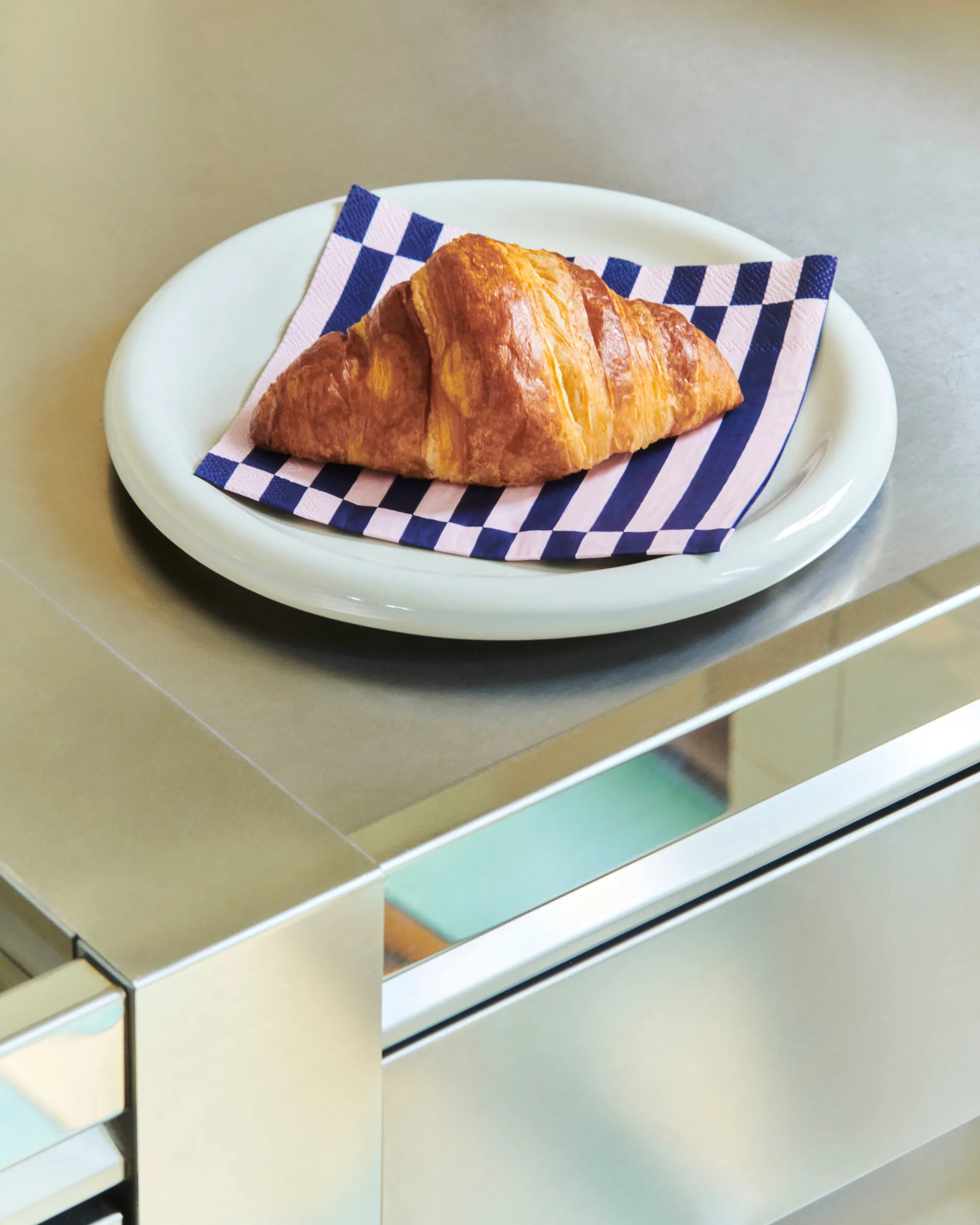 Pattern Dinner Stripe serwetki 40x40 cm 20-pak, Light pink-dark blue pillar HAY