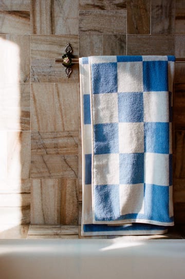 Ręcznik kąpielowy Check 70x136 cm - Sky blue - HAY