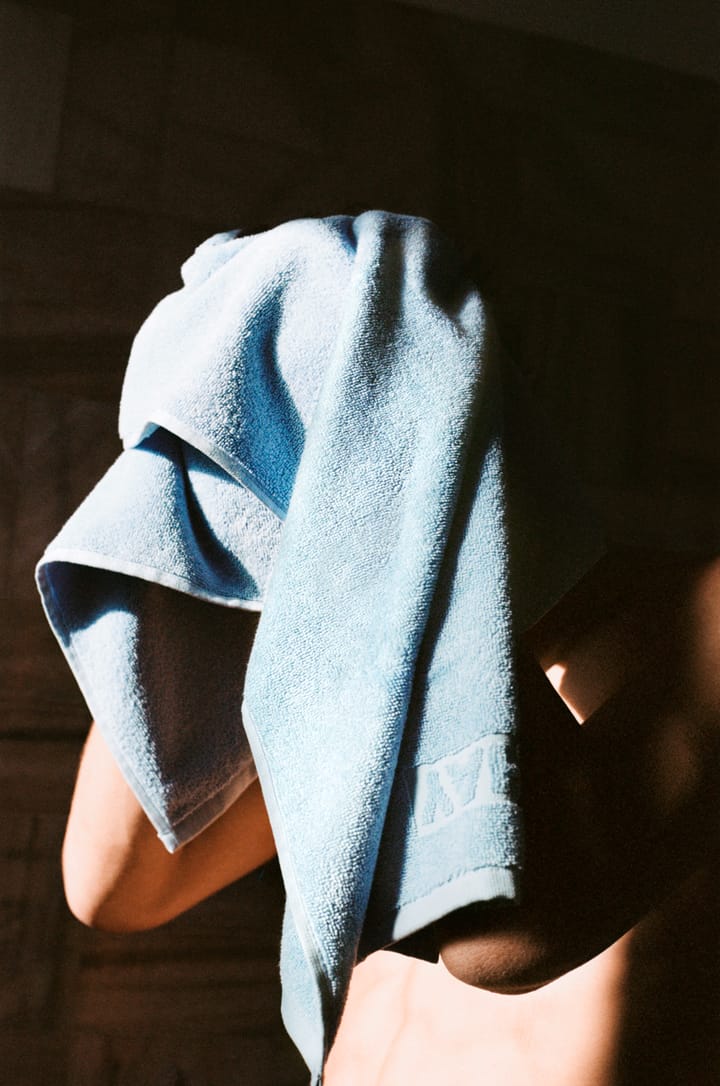 Ręcznik kąpielowy Mono 70x140 cm - Sky blue - HAY