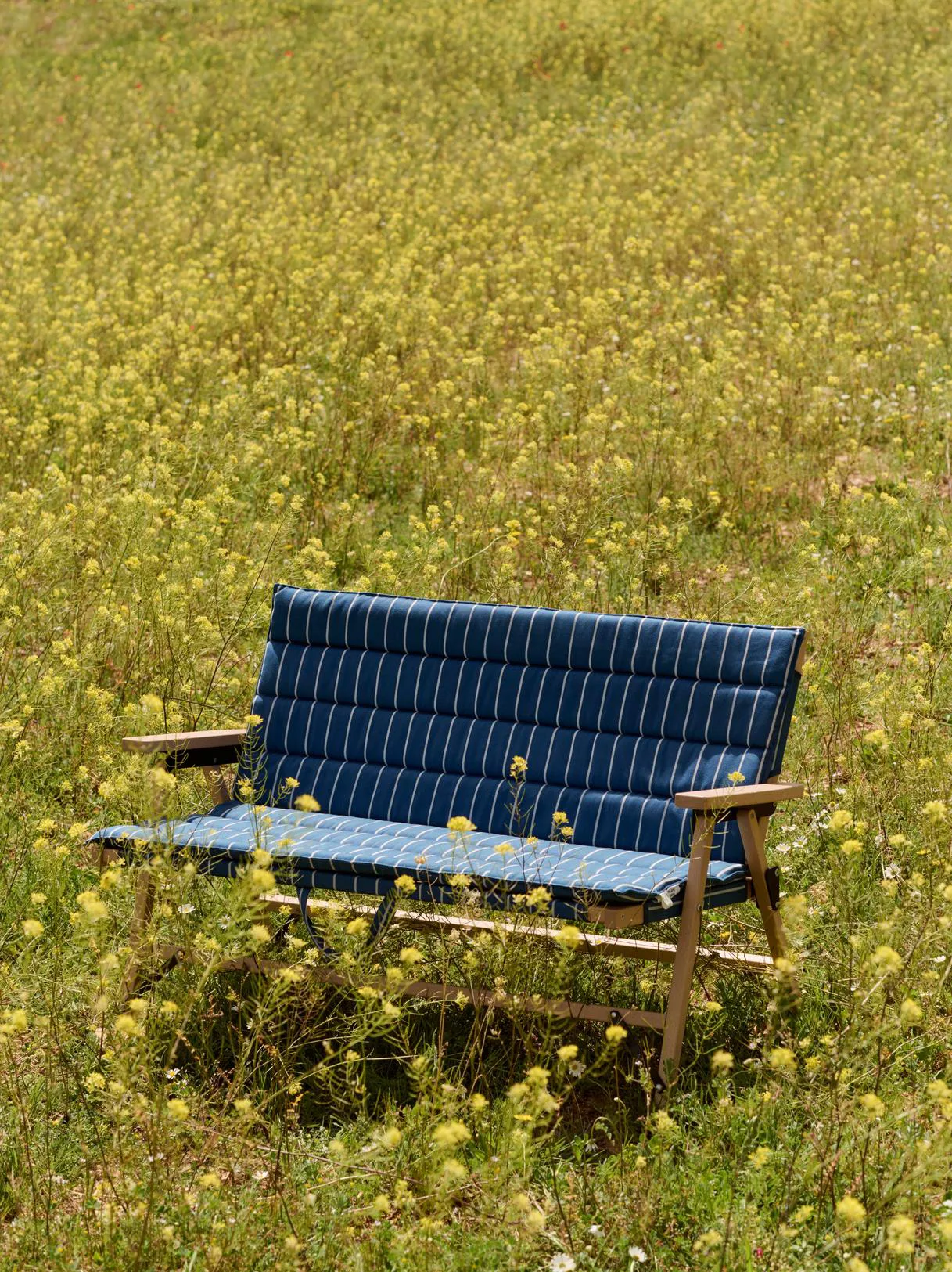 Sofa składana Outdoor Market, Blue-beige, 2-miejscowa HAY