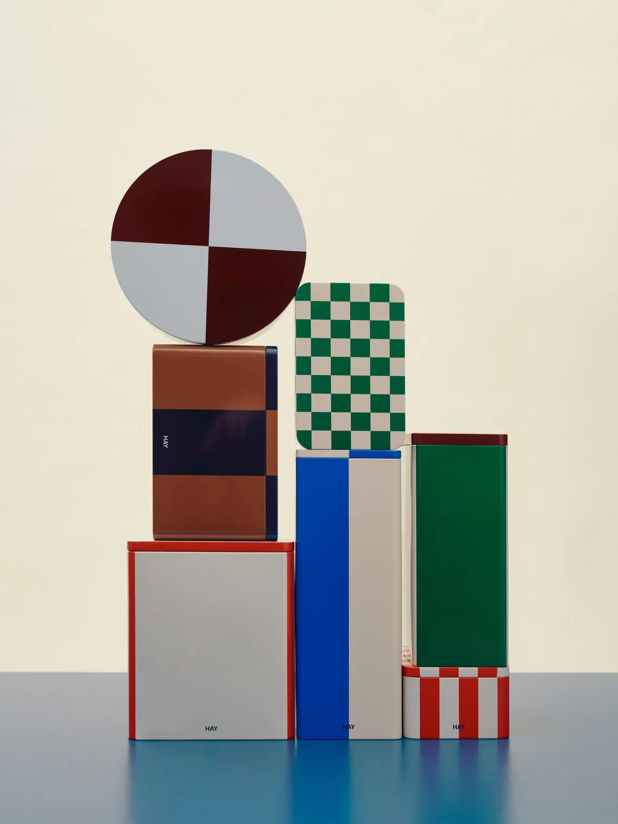 Słój do przechowywania Tin Container medium, Black-off white HAY