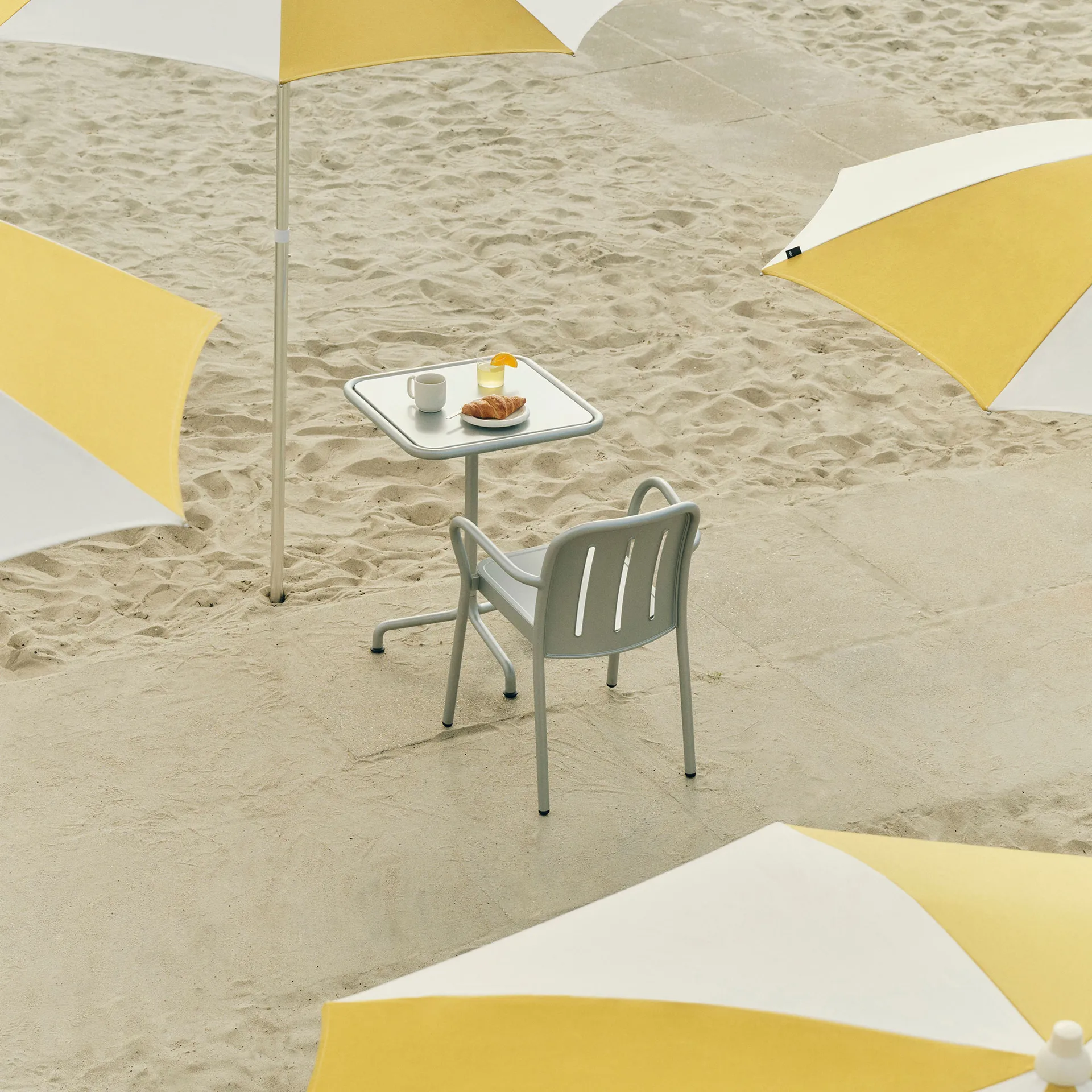 Stół Deville 60x70x74 cm, Silver grey HAY