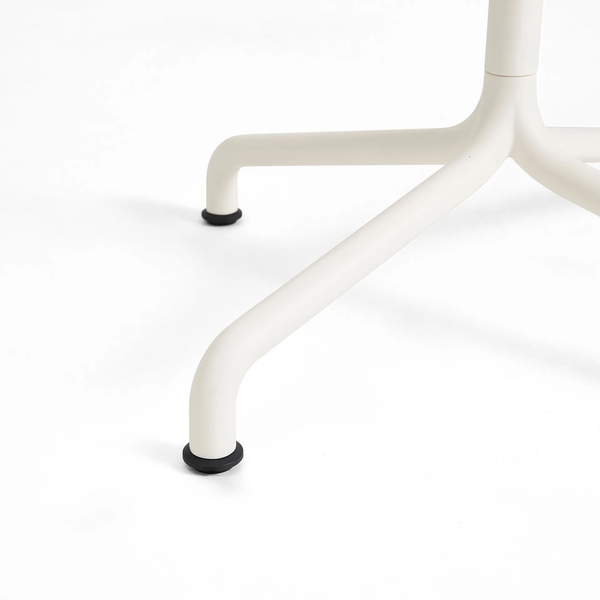 Stół Deville, Cream white, 60x70x74 cm HAY