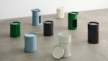 Stolik boczny Facet Cabinet 100 - Misty blue - HAY