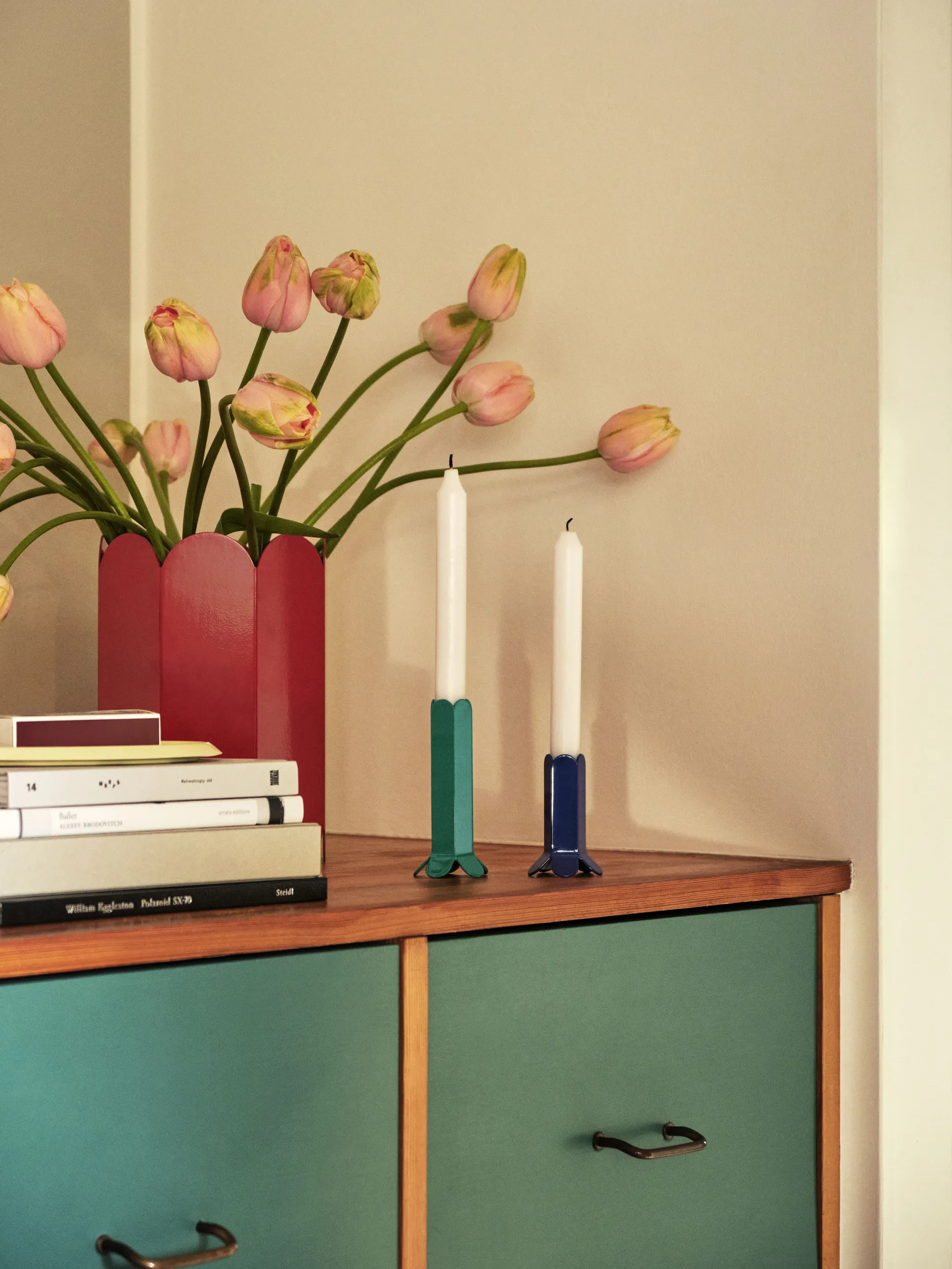 Świecznik Arcs 9 cm, Ciemnoniebieski HAY