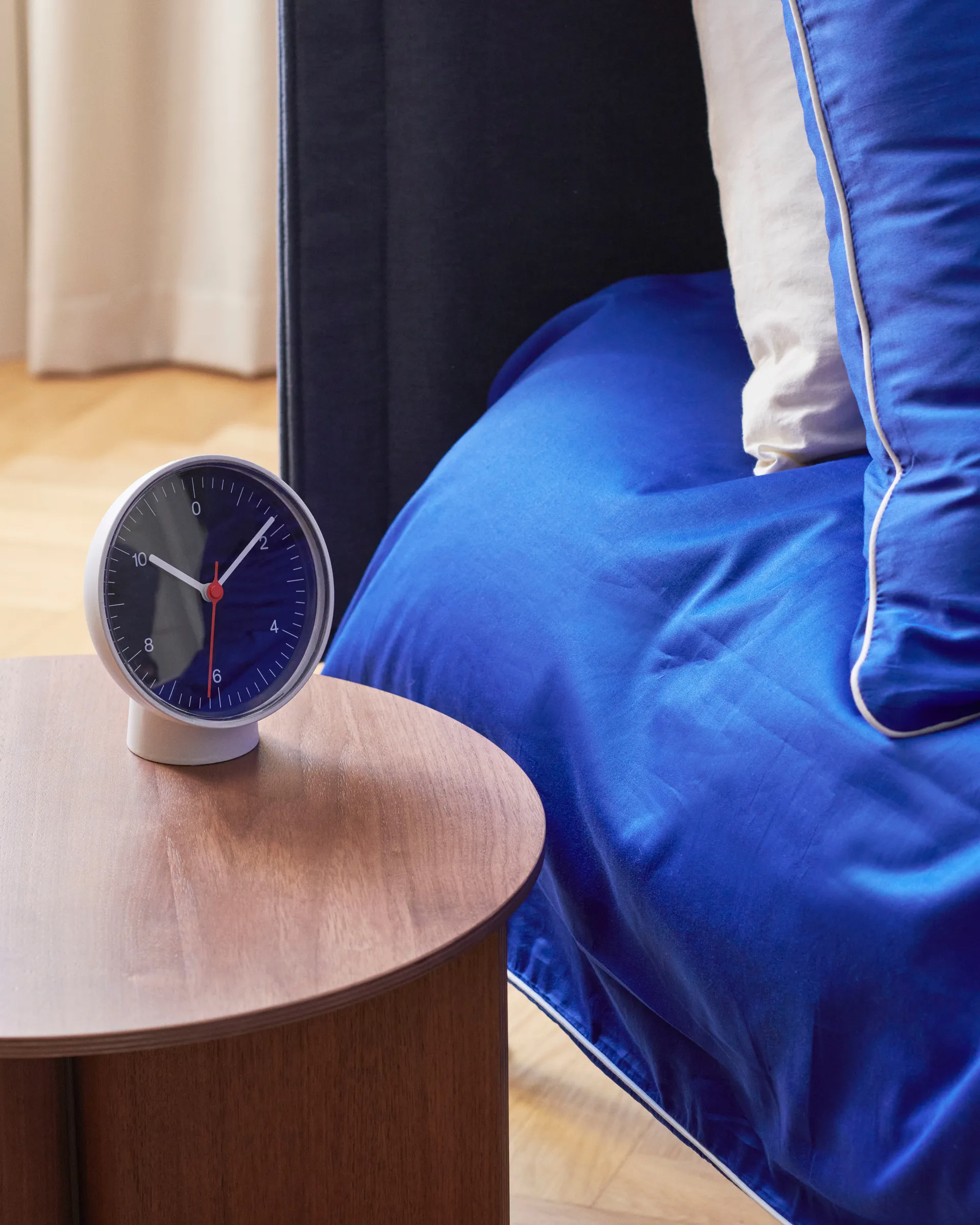 Zegar ścienny/stołowy Table Clock, White​ HAY