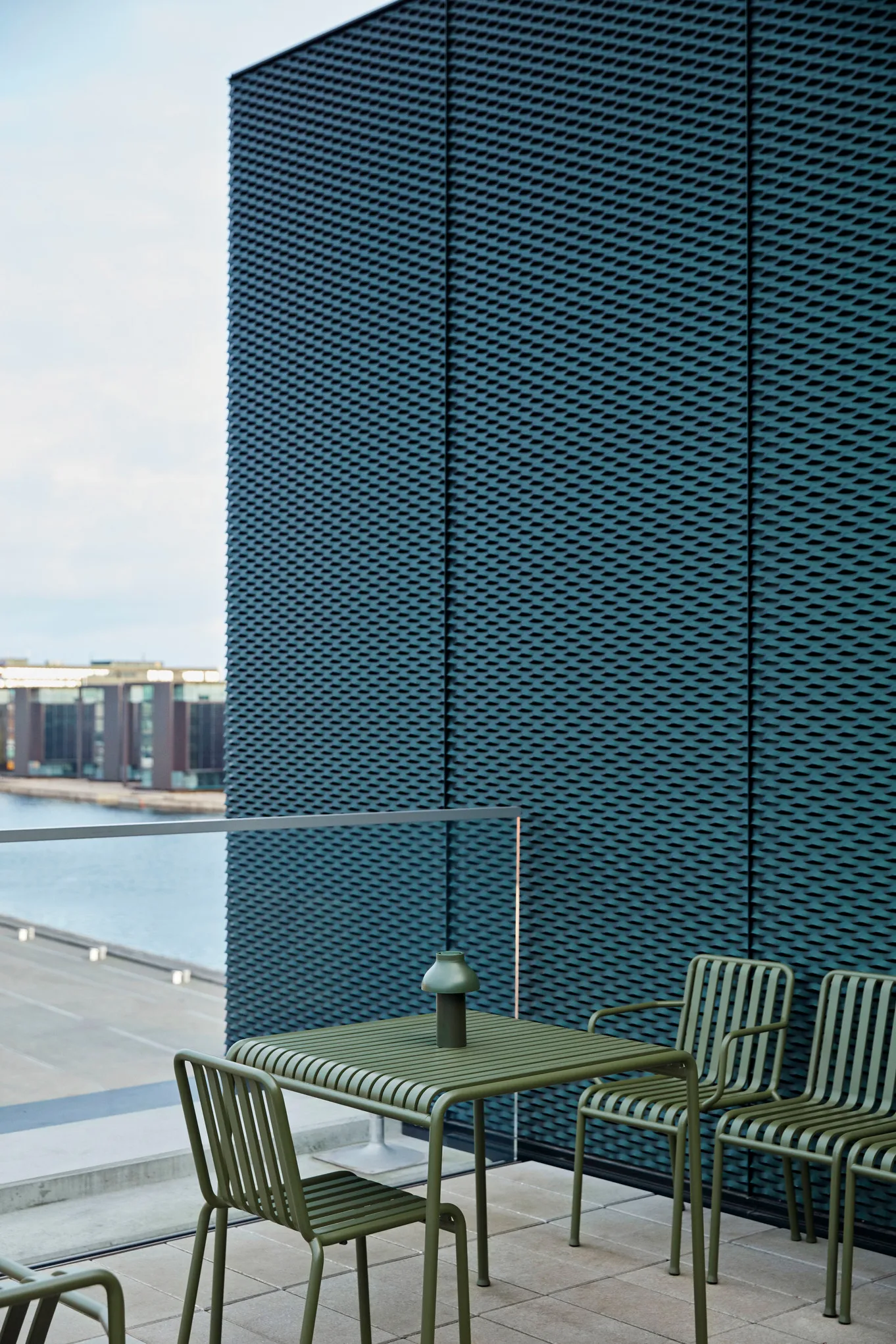 Zestaw jadalniany Palissade 2 krzesła 82,5x90 cm - Olive,  HAY