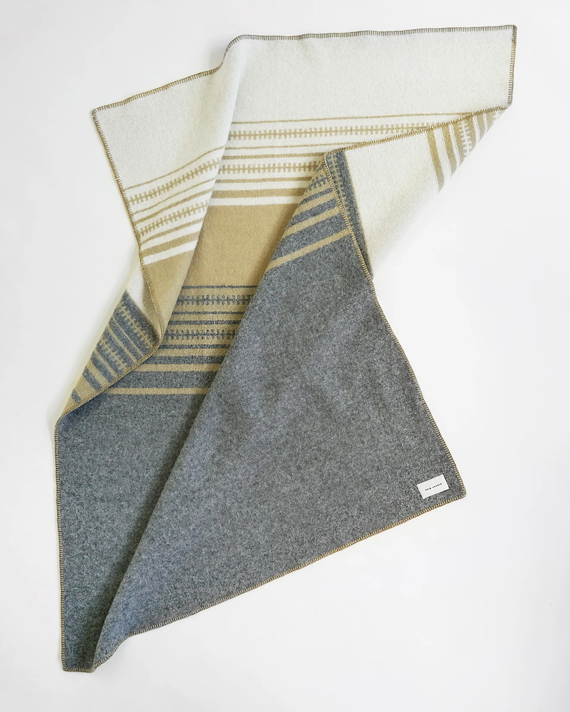 Pled Aiyana 130x180 cm, No. 02 Hein Studio