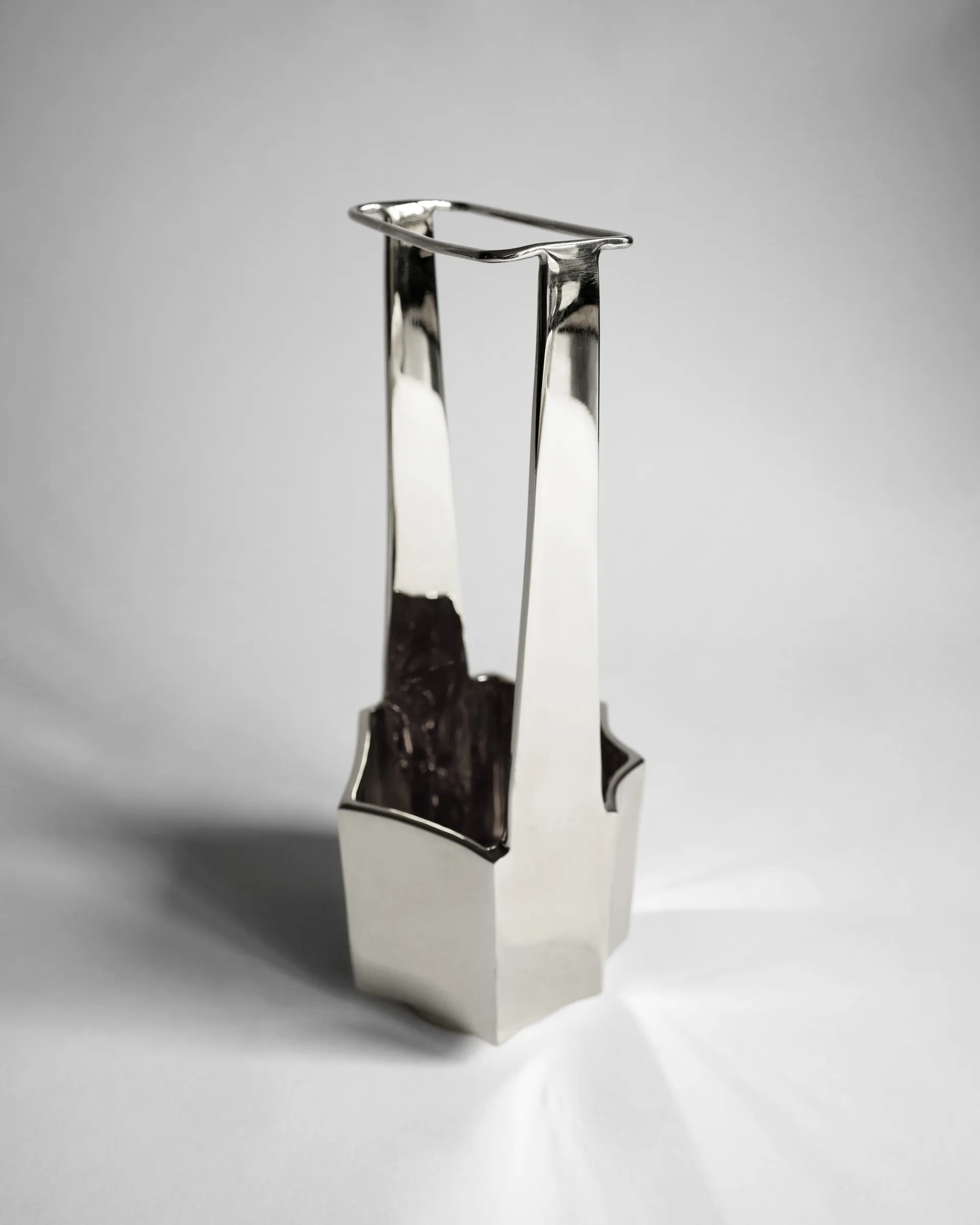 Wazon Ikebana 30 cm, Nikiel Hein Studio