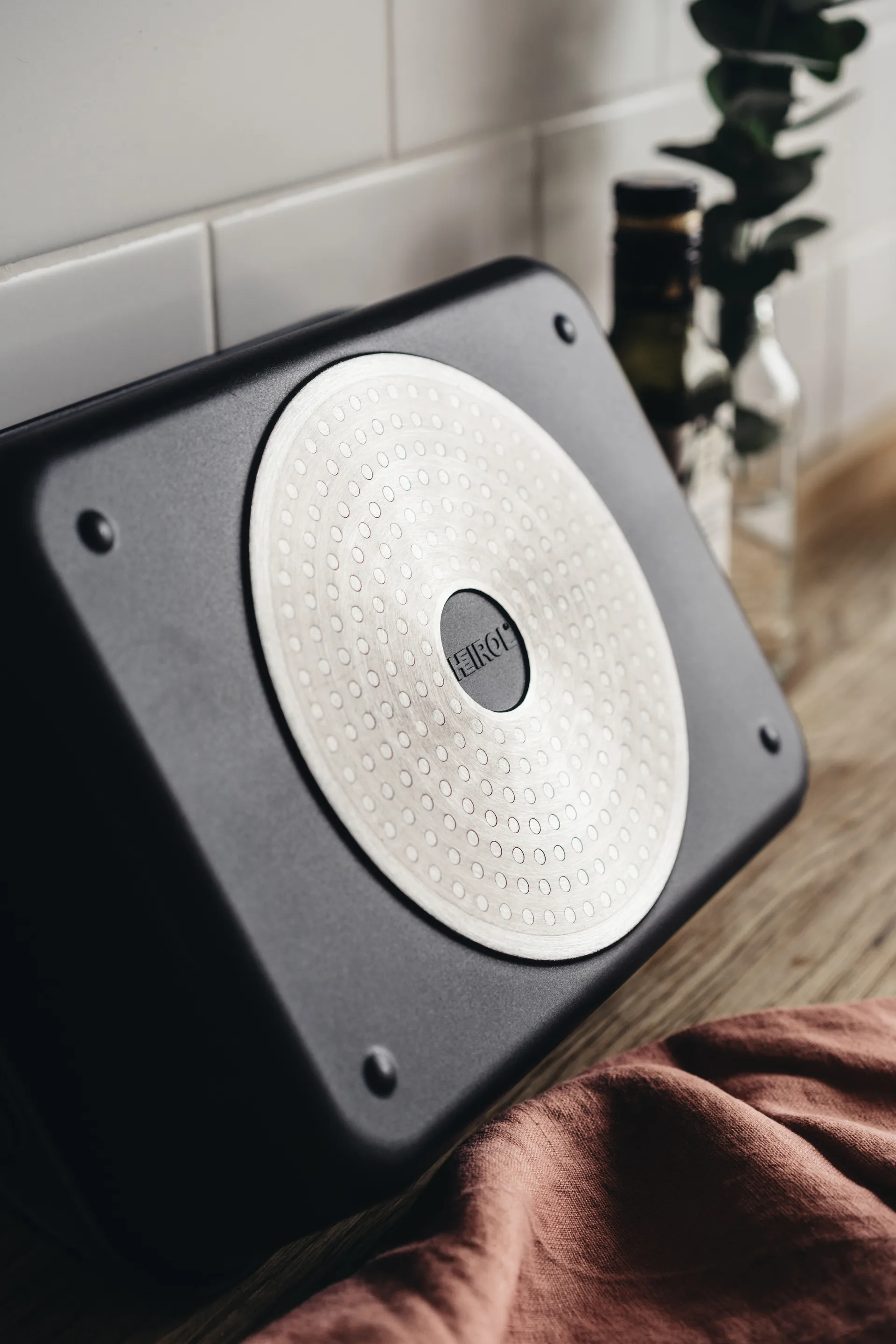 Heirol forma do pieczenia z podstawką indukcyjną i pokrywką, 22x33 cm Heirol