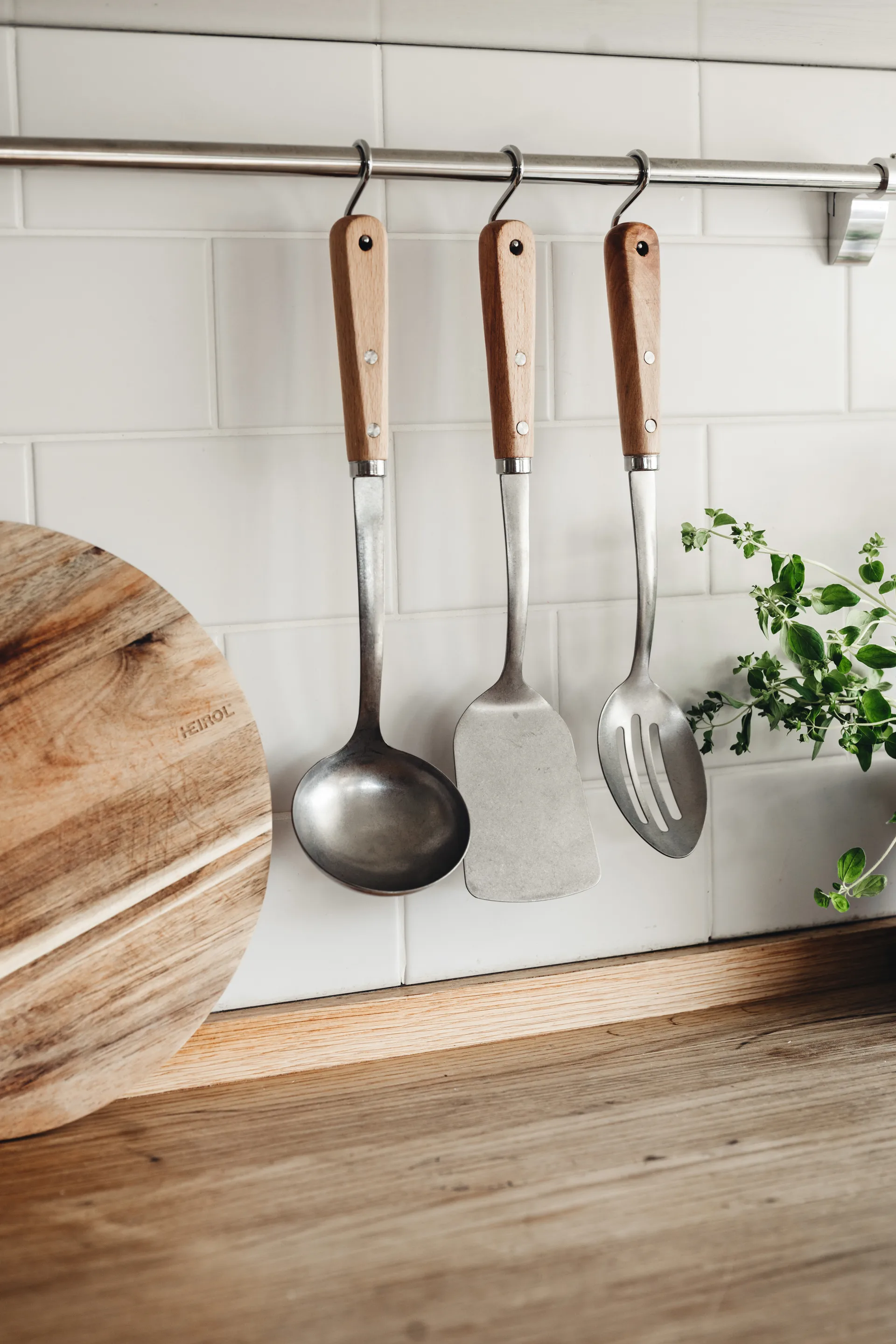 Szpatułka nierdzewna 36 cm, Książka Heirol