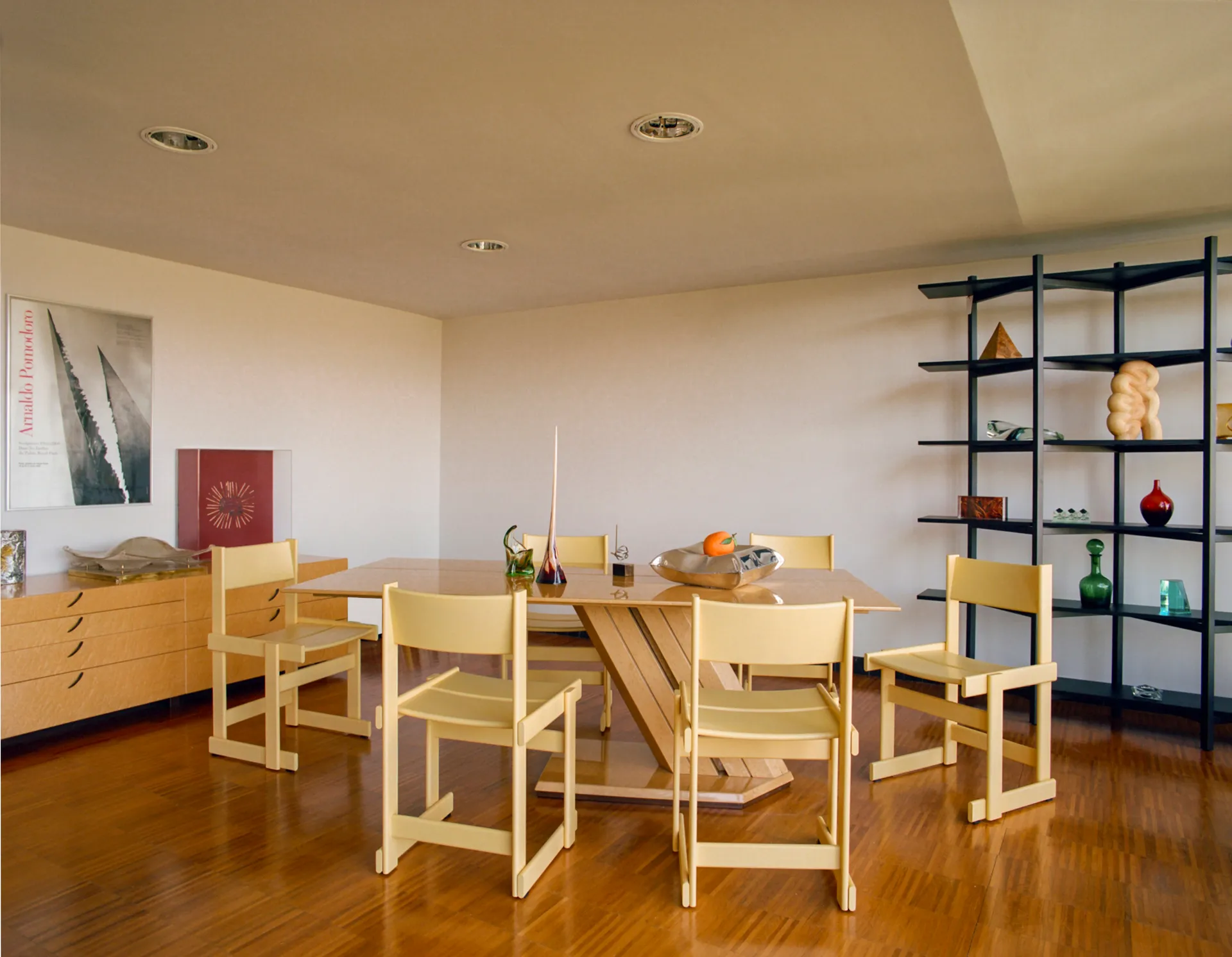 Bullnose krzesło, Buk Hem