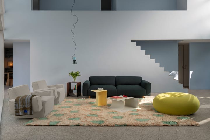 Hunk lounge fotel z podłokietnikami, Swan Hem