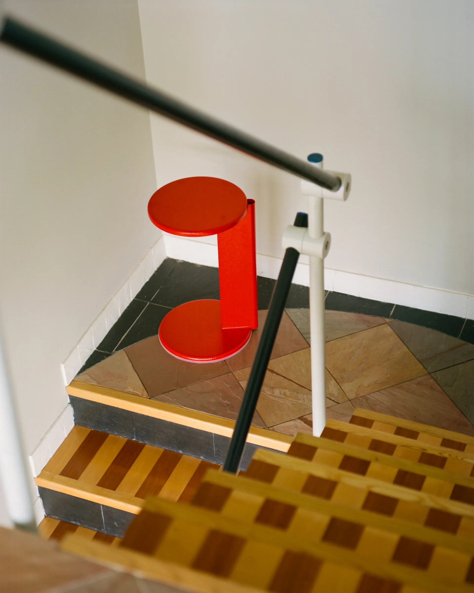 Lolly stolik boczny 56 cm, Traffic red gloss Hem