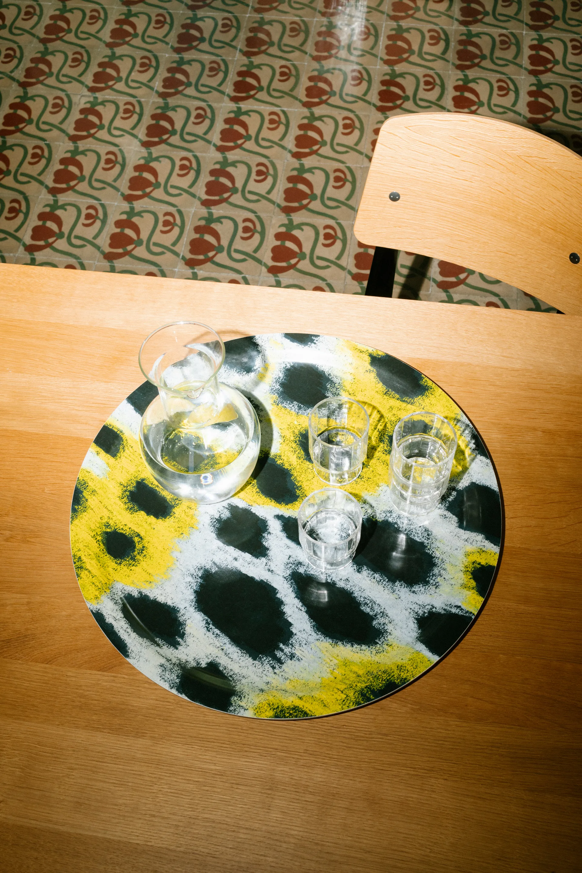 Monster taca Medium Ø49 cm, White-yellow-black Hem