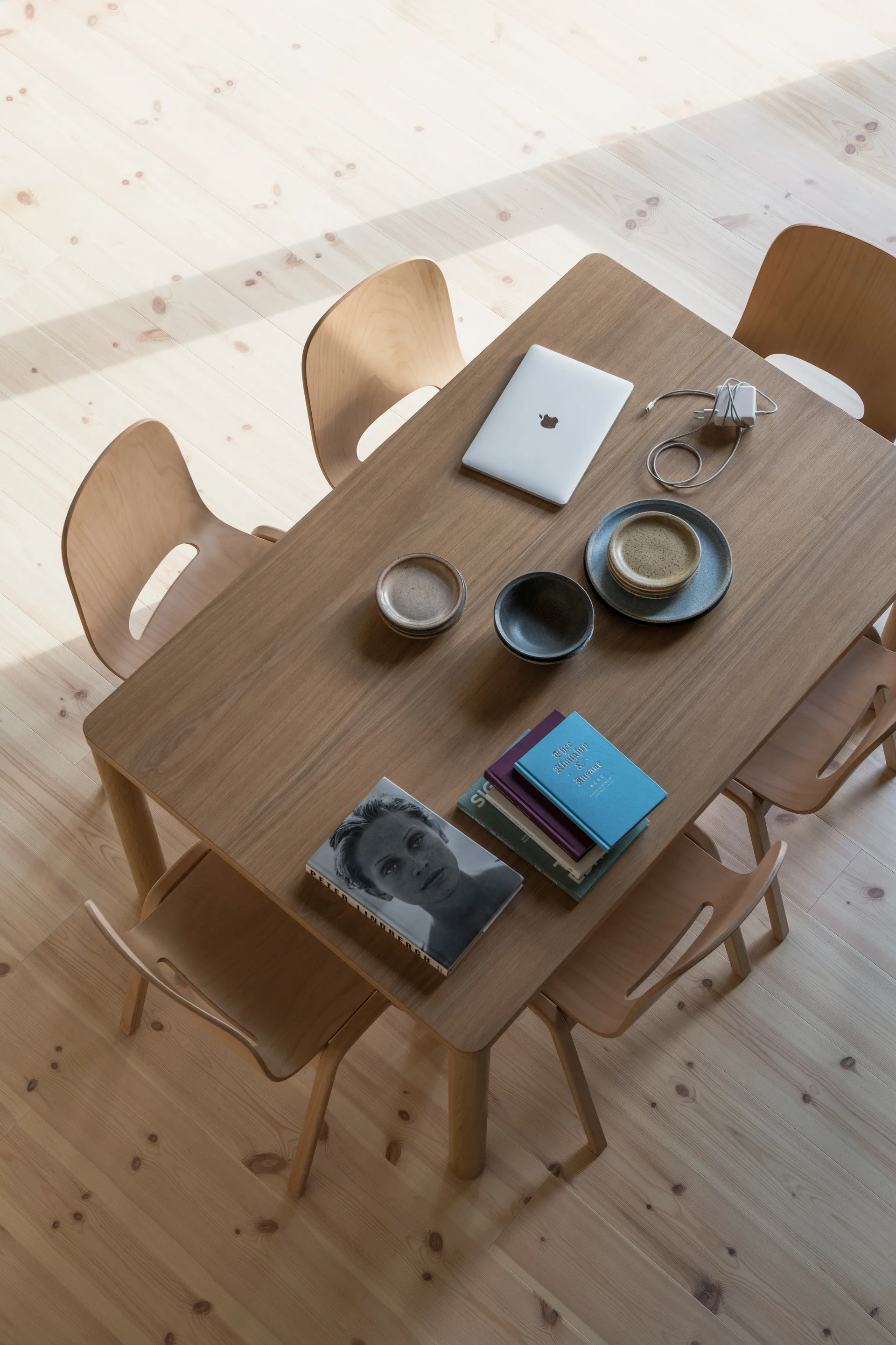 Touchwood krzesło, Buk Hem