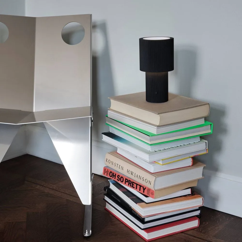 Lampa stołowa przenośna Iluma, Jet black Herstal