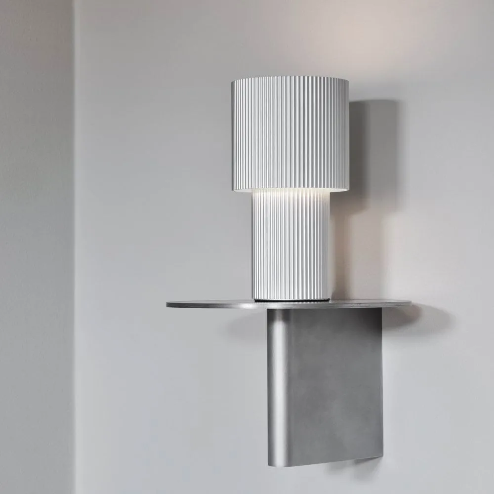 Lampa stołowa przenośna Iluma, Srebrny Herstal