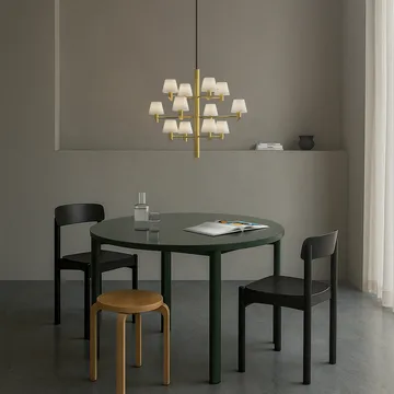 Żyrandol Gil krona 12 - Satin brass-szkło opalowe - Herstal