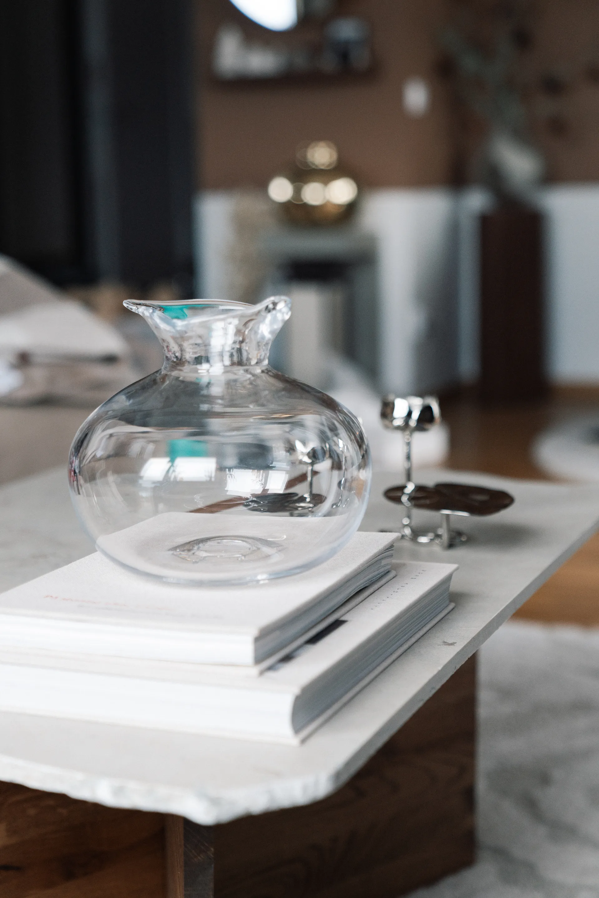 Hilke X Skruf Wazon Perla, Jasny Hilke Collection