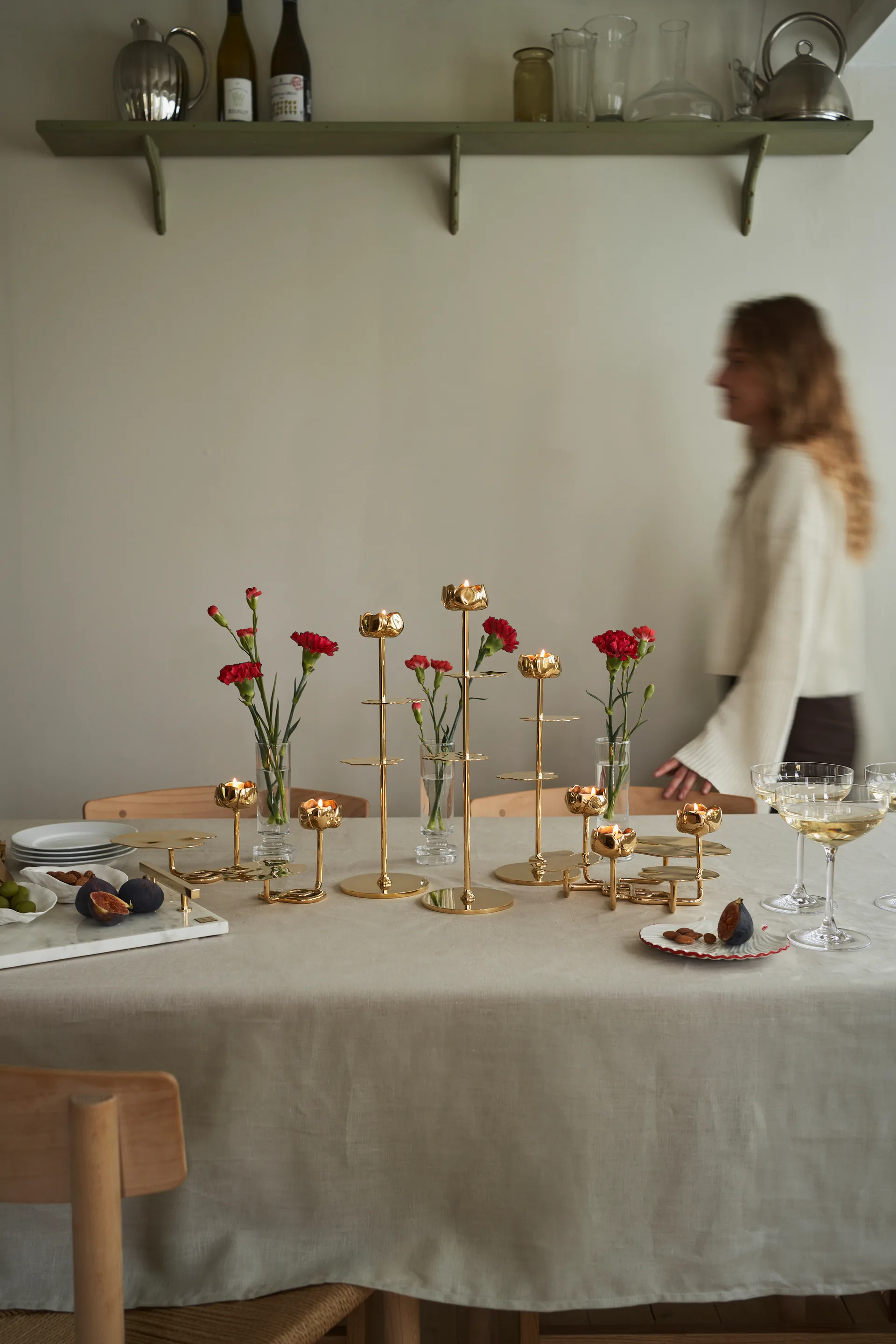 Ninfea Alta świecznik 30 cm, Mosiądz Hilke Collection