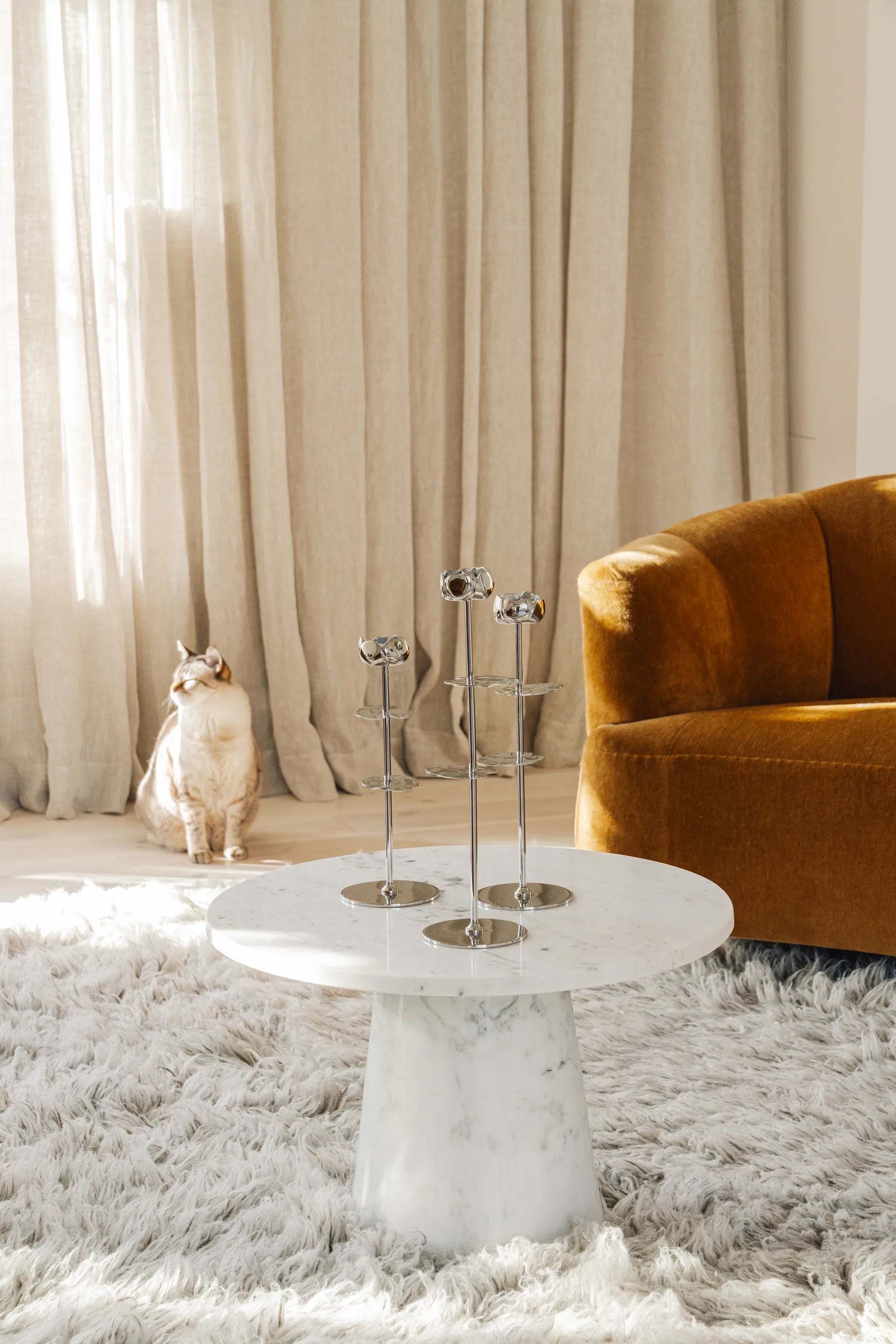 Ninfea Alta świecznik 35 cm, Niklowany mosiądz Hilke Collection