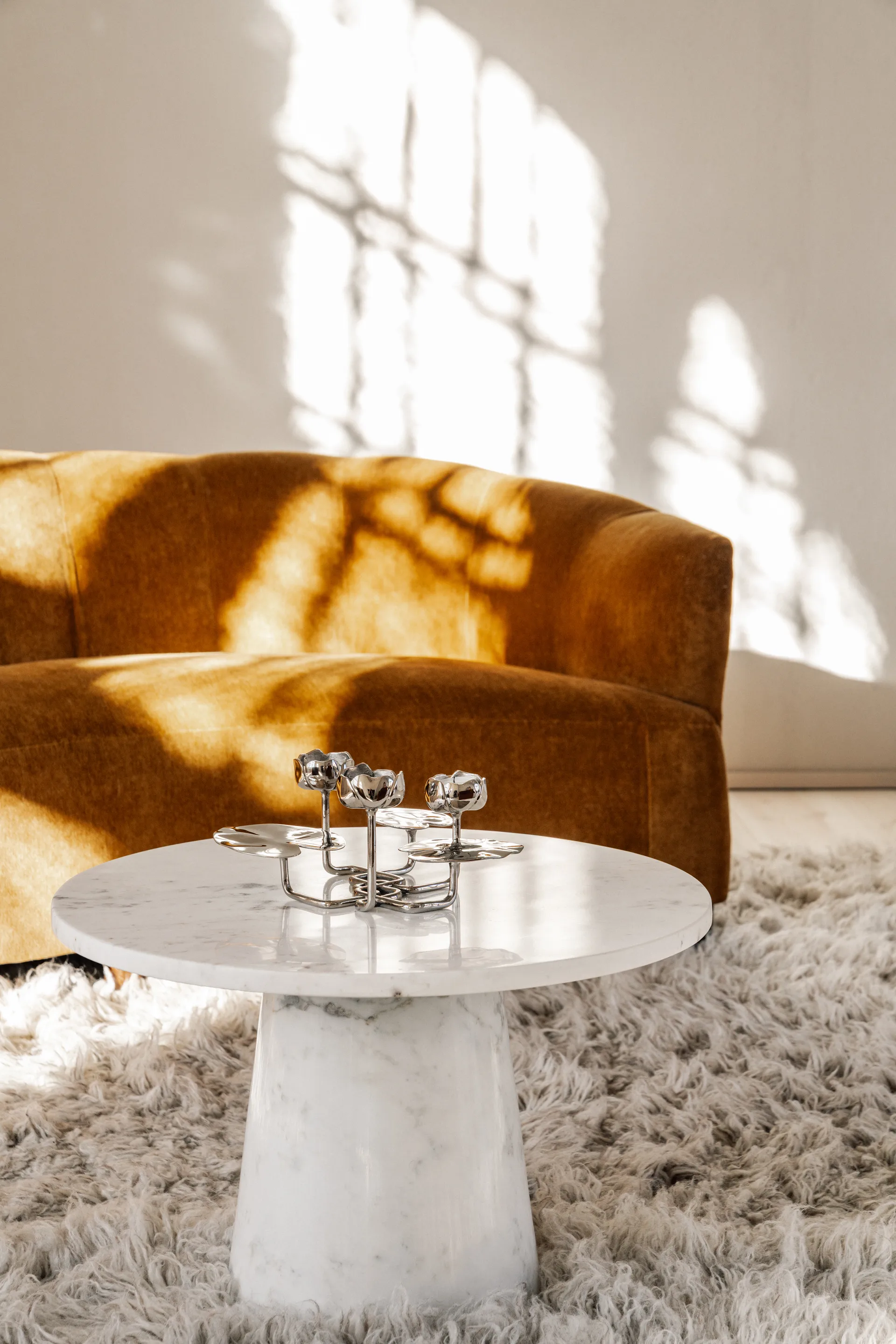 Ninfea grande świecznik, Niklowany mosiądz Hilke Collection