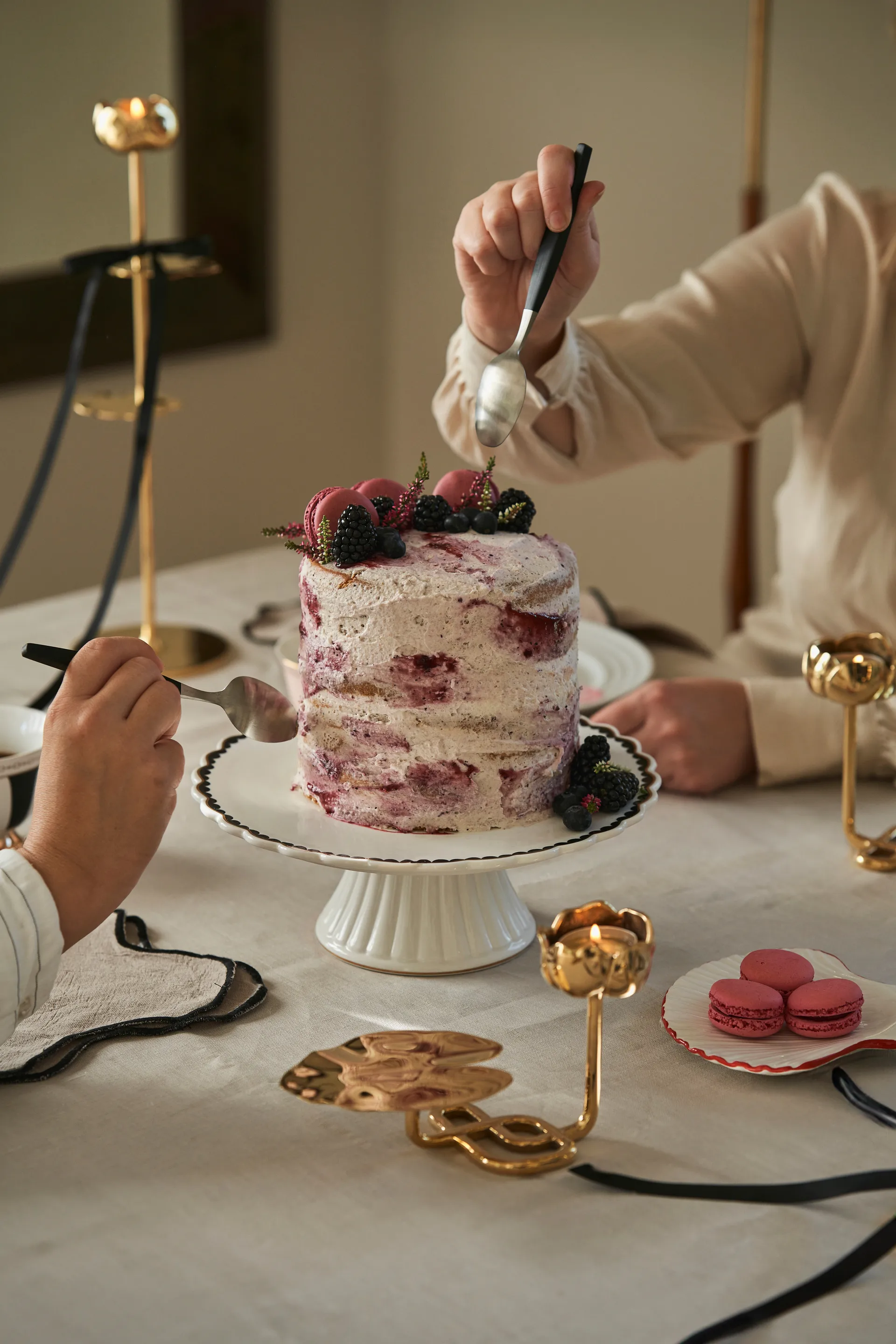 Patera na tort Lignano Sabbiadoro Ø26 cm, Czarna, połysk Hilke Collection