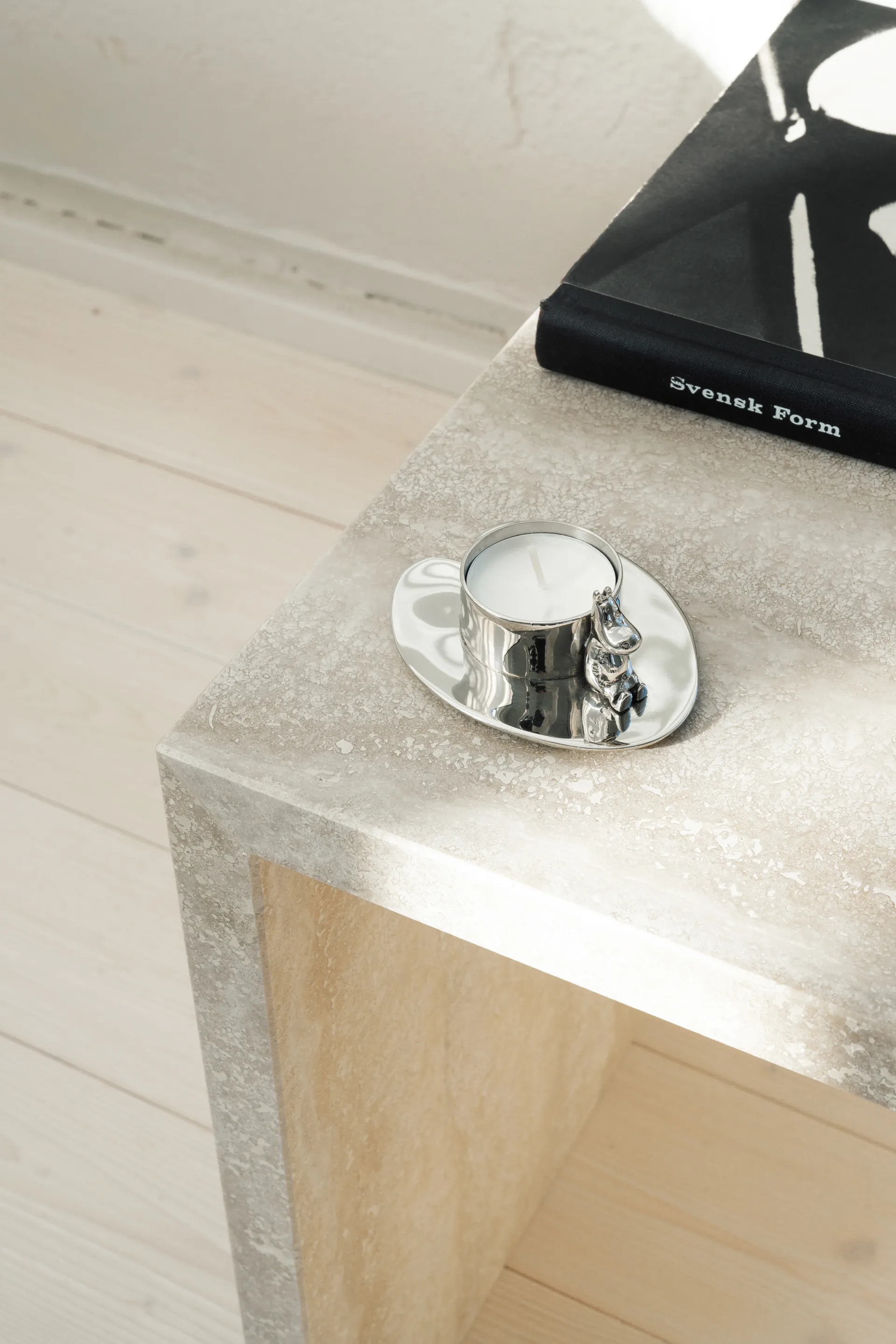 Świecznik Hilke X Mumin No.3, Niklowany mosiądz Hilke Collection