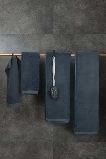 Maxime ręcznik ekologiczny blue shadow - 30x50cm - Himla