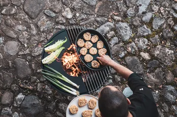Palenisko BOWL 57 - Czarno-srebrny, stelaż typu trójnóg - Höfats