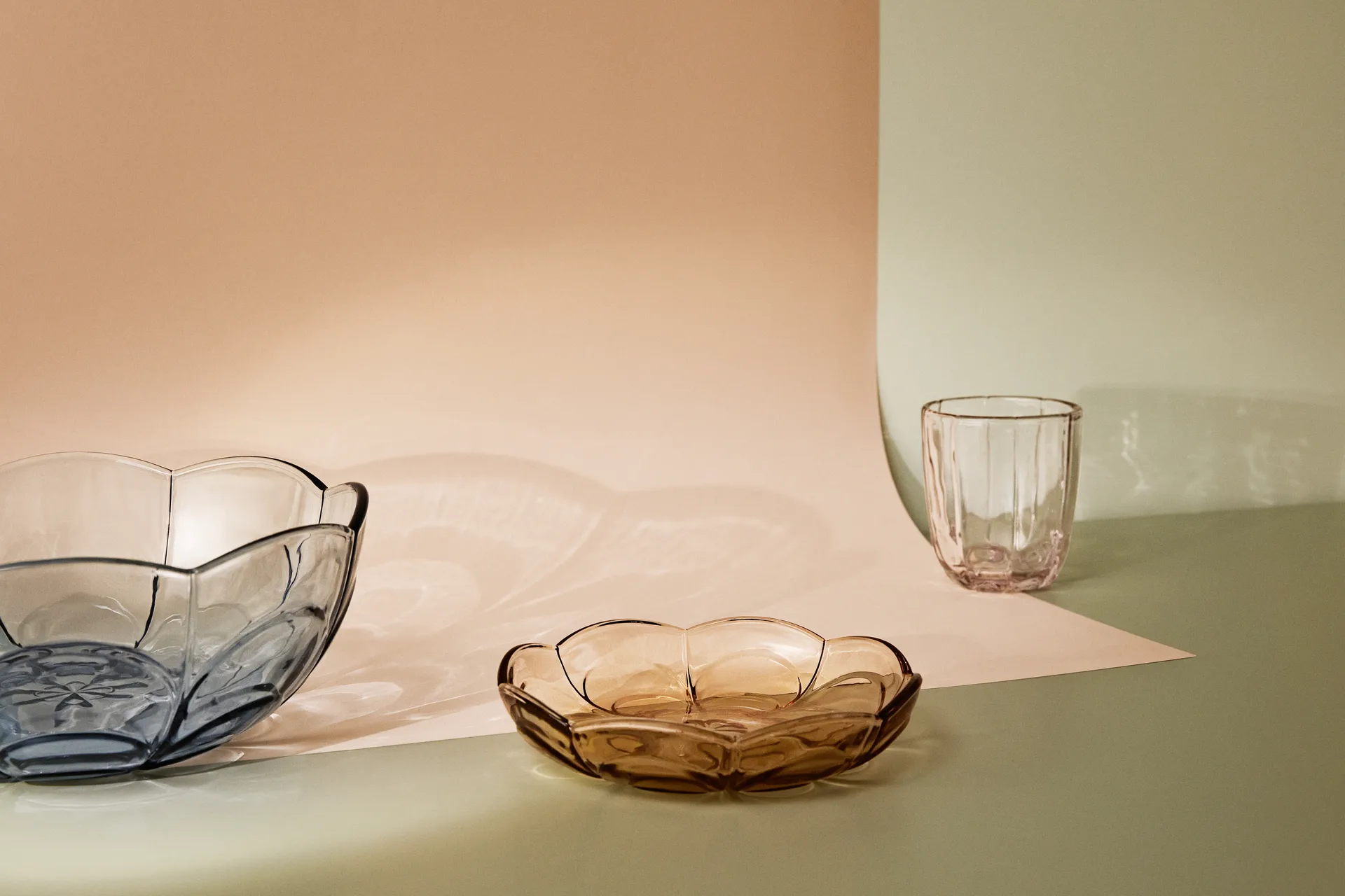 Miska Lily Ø23 cm, Blue iris Holmegaard