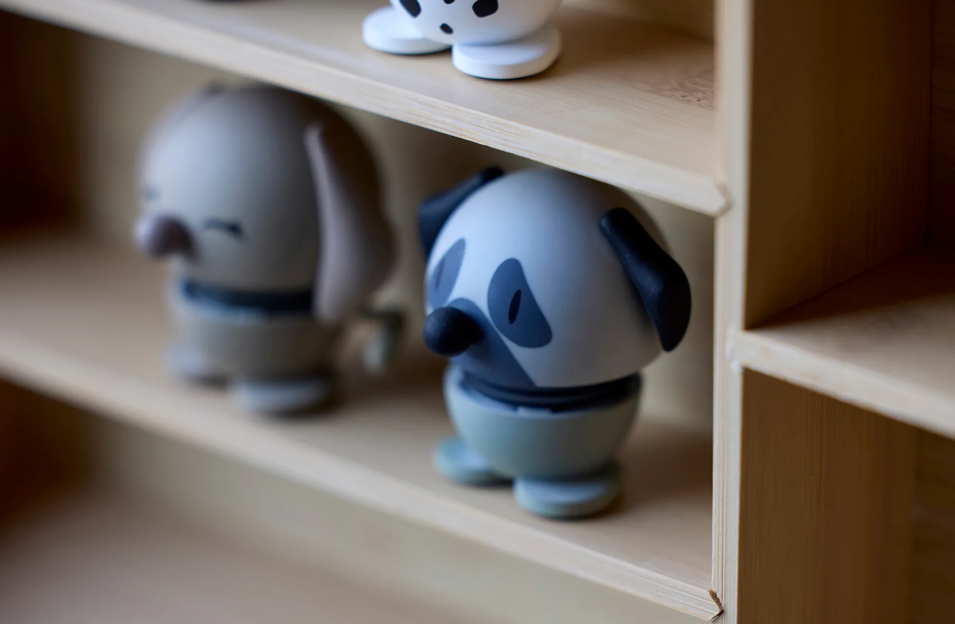 Figurka Hoptimist XS, Pug, grey Hoptimist