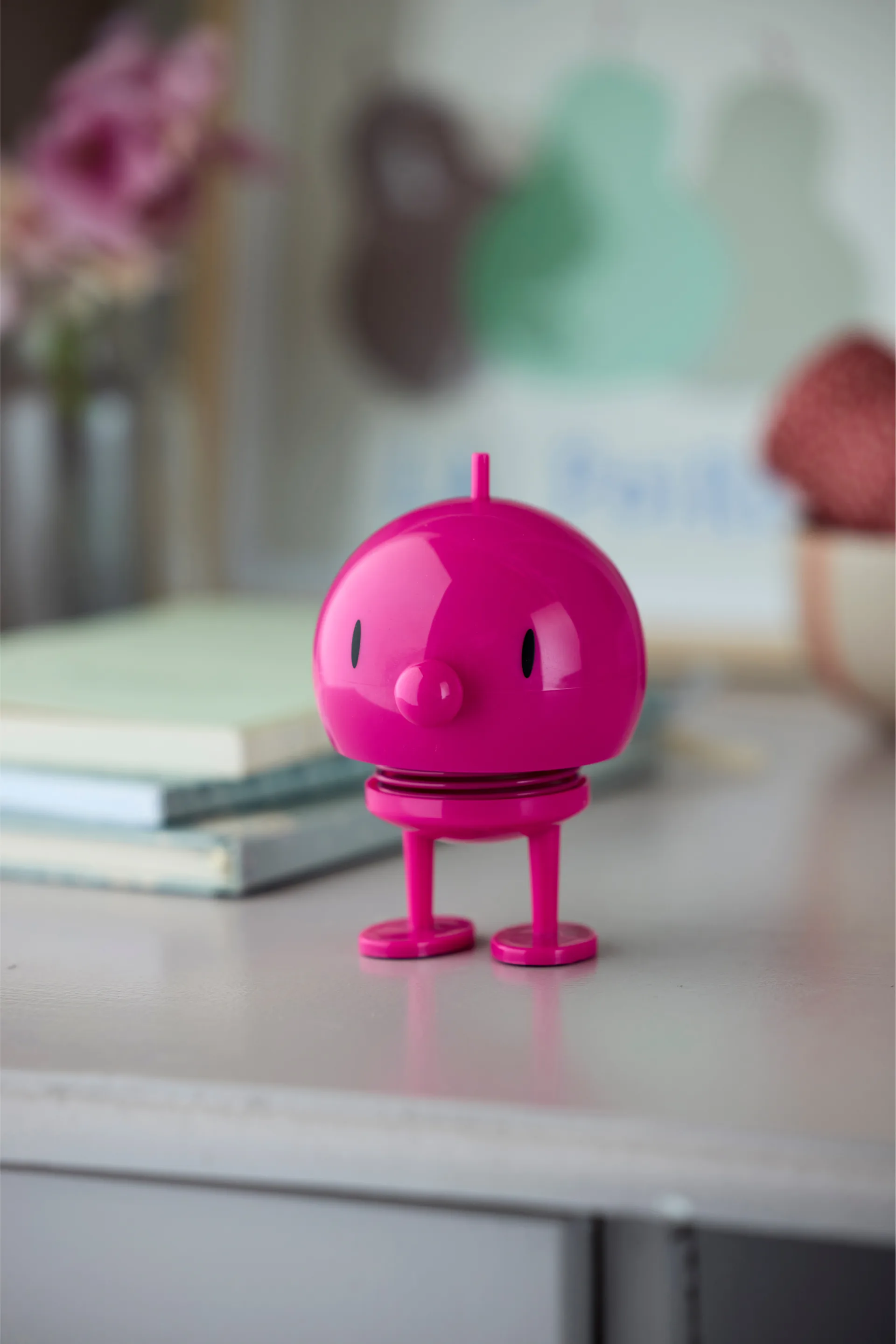 Hoptimist Bumble M figur, Pink Hoptimist