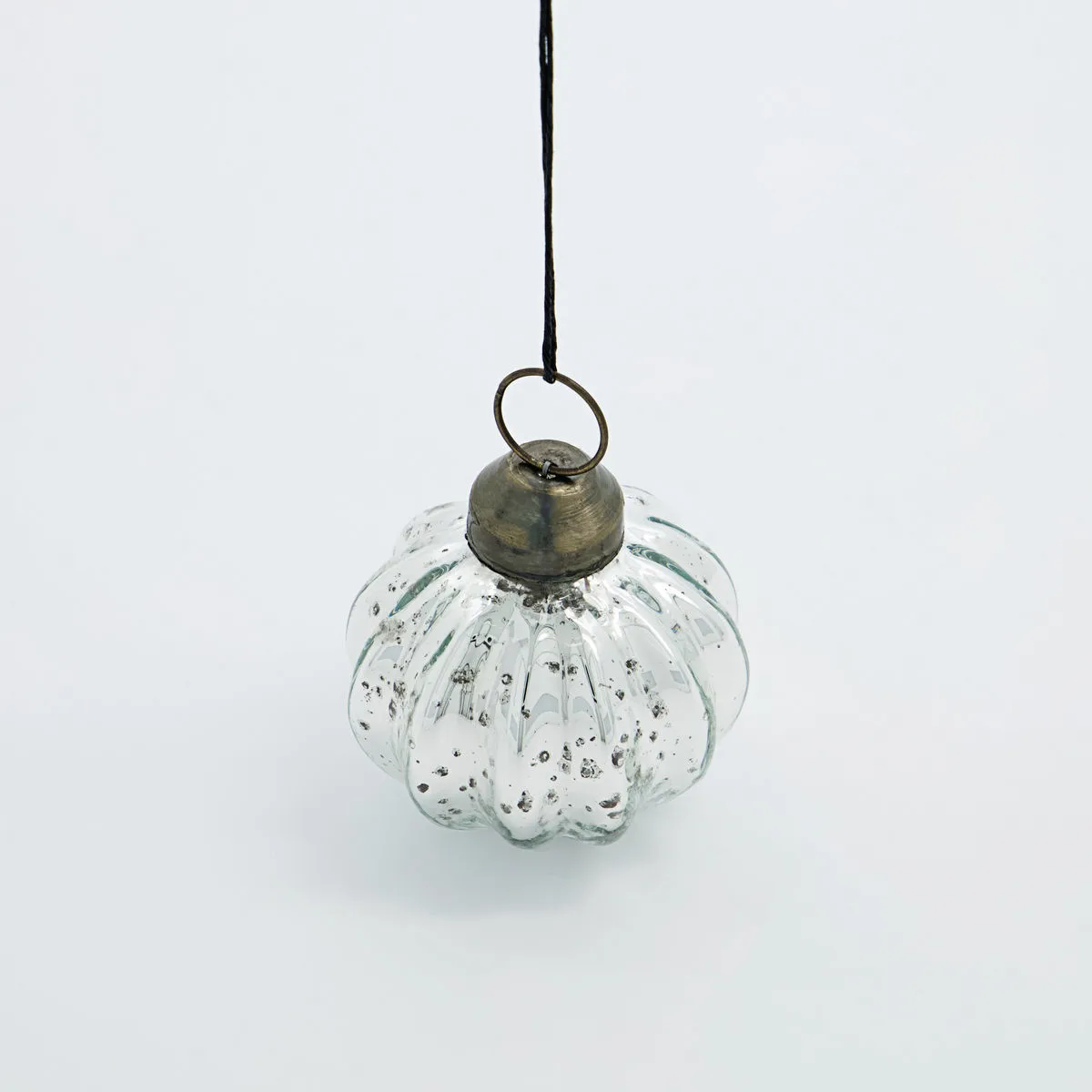 Bombka świąteczna Shim Ø6 cm, Srebrny House Doctor