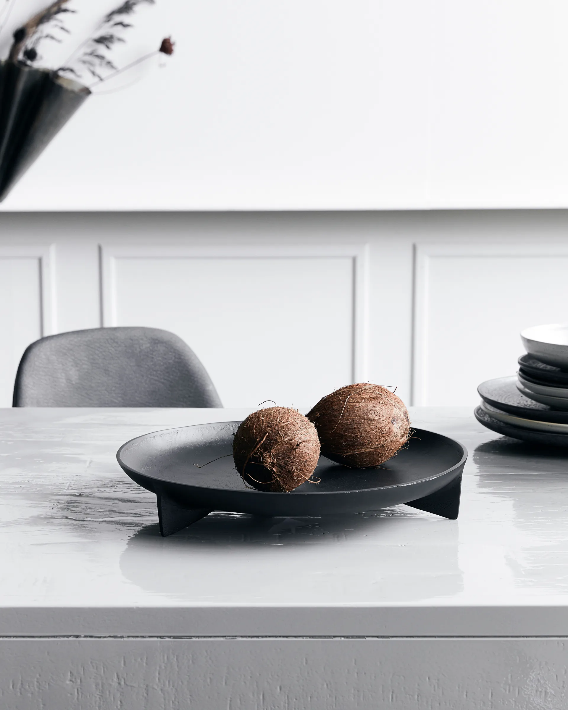 Cast taca Ø38 cm, Czarny House Doctor