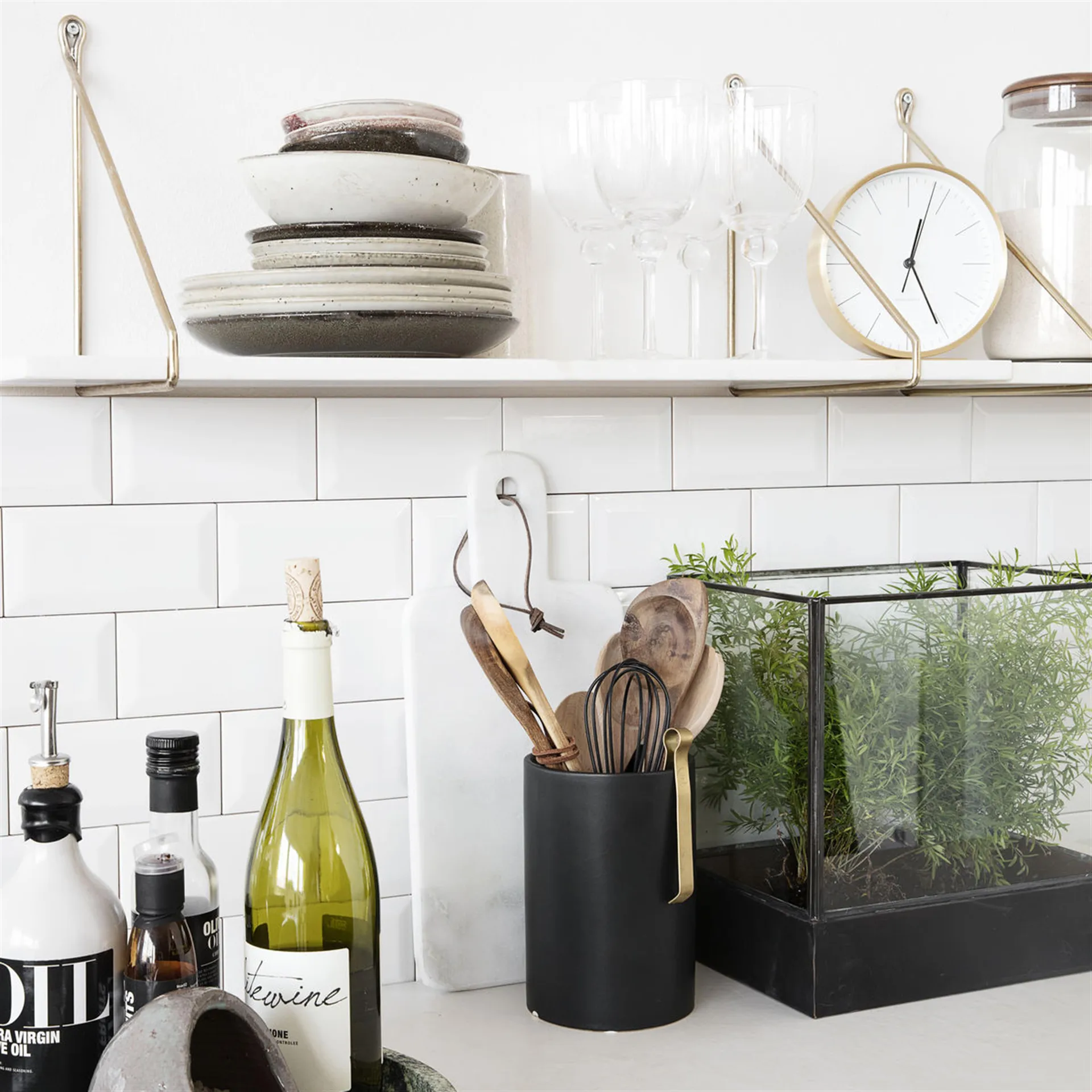 Hannah zegar stołowy 15 cm, złoto House Doctor