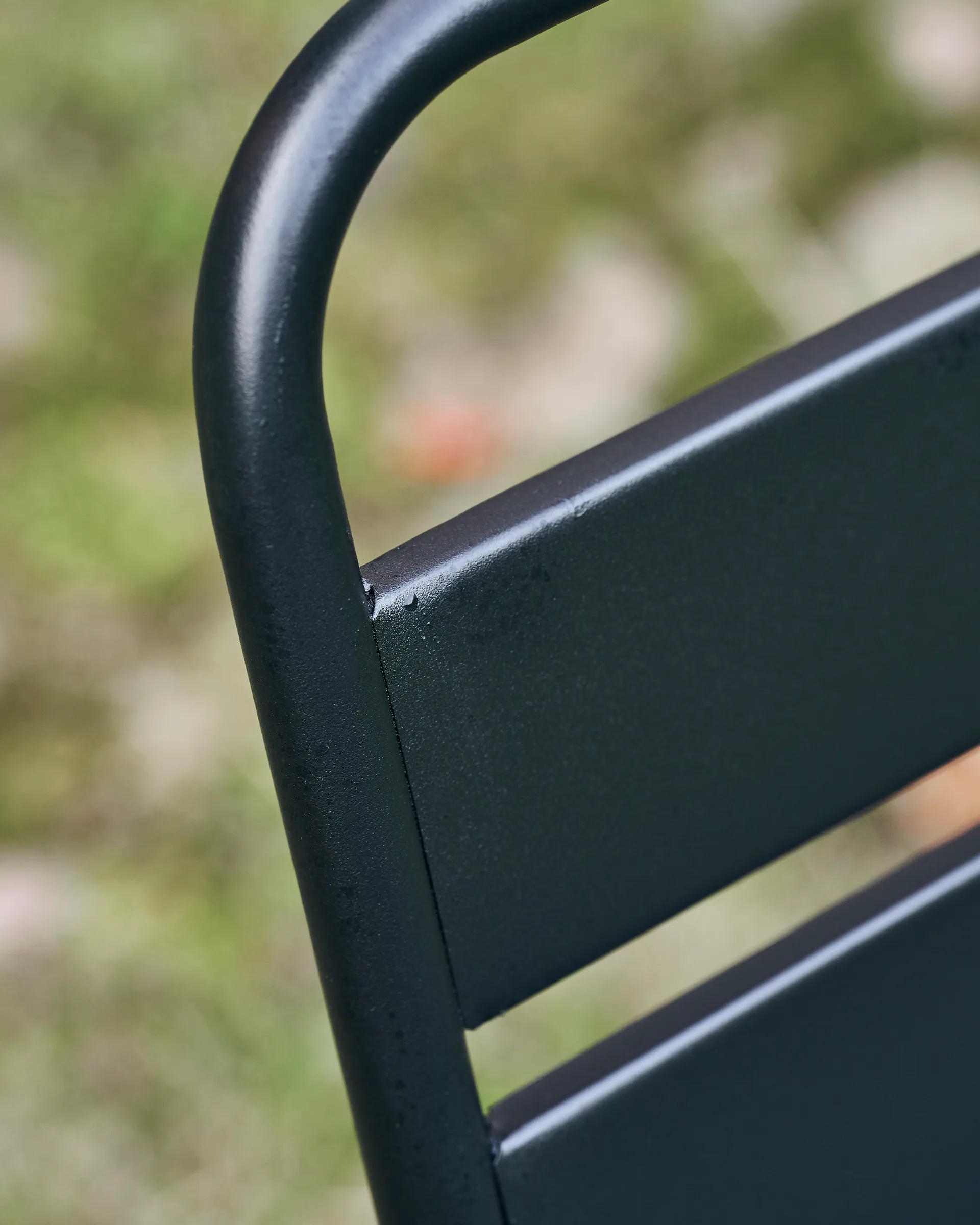 Krzesło Helo, Czarny House Doctor