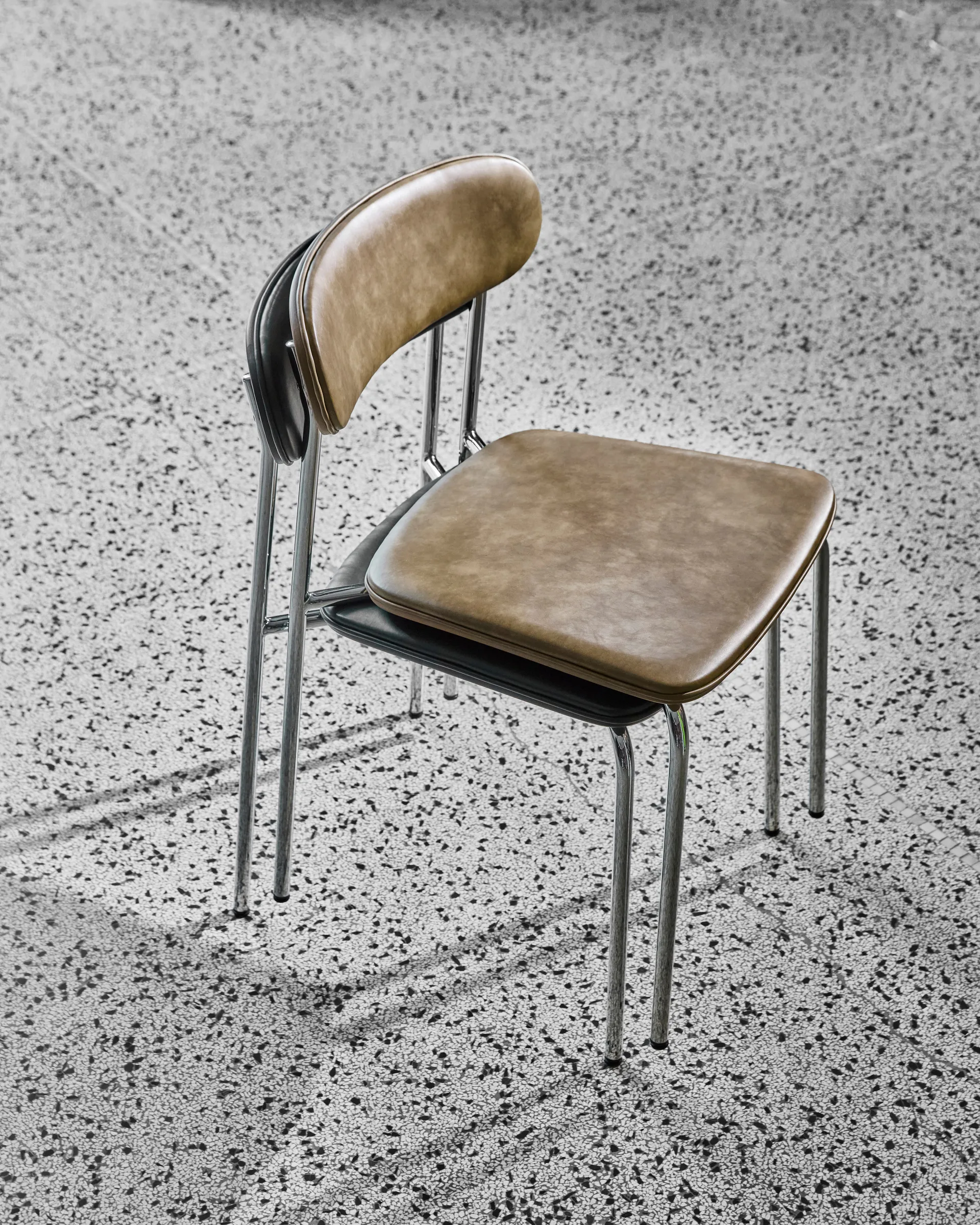 Krzesło Pova, Chromowany-khaki House Doctor