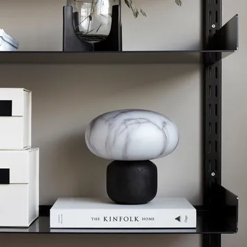 Lampa Fog czarno-biały marmur - 20 cm - House Doctor