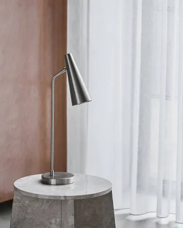 Lampa stołowa Precise - Srebrne wykończenie - House Doctor