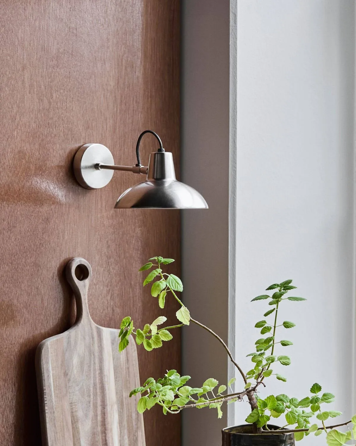 Lampka ścienna Desk 30 cm, Szczotkowane w kolorze srebrnym House Doctor