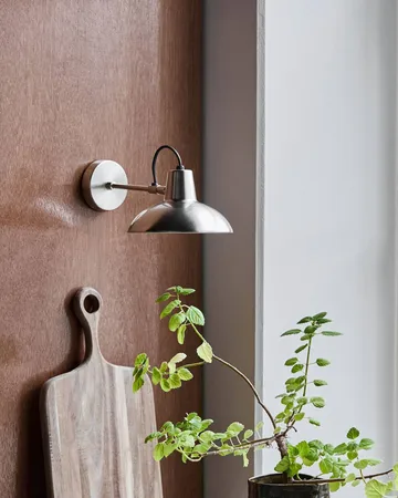 Lampka ścienna Desk 30 cm - Szczotkowane w kolorze srebrnym - House Doctor